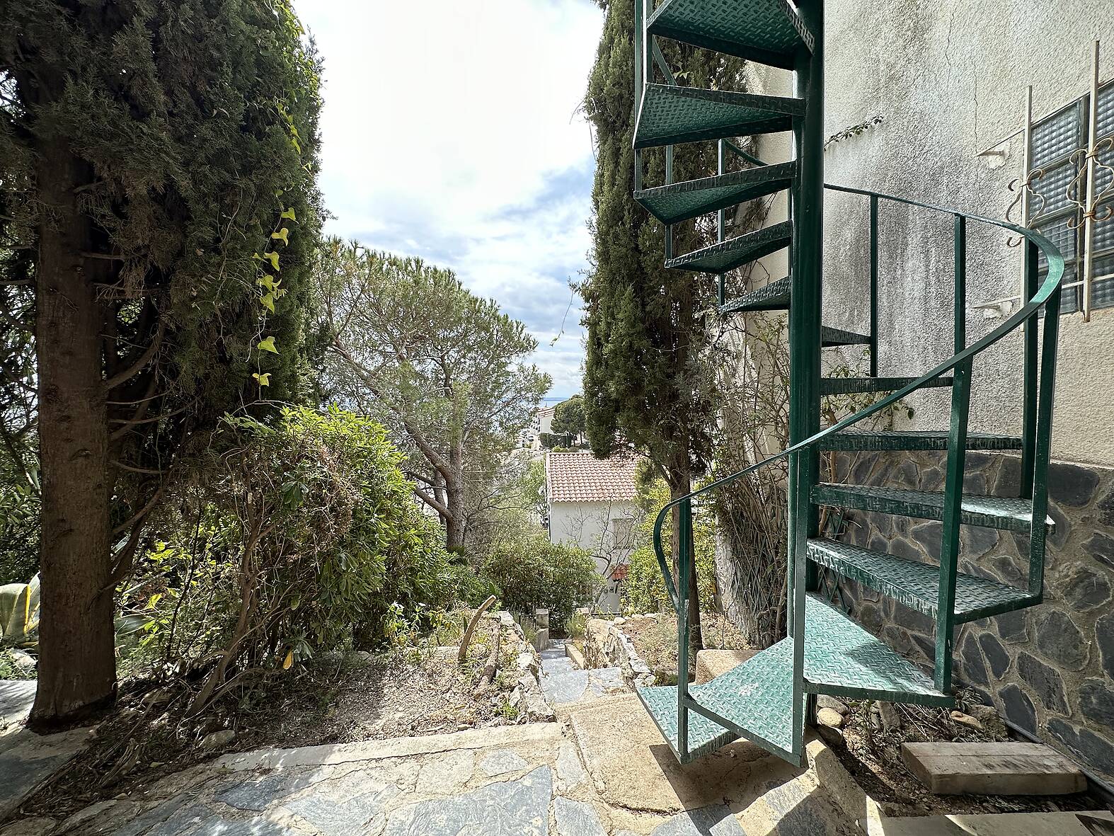 Casa amb vistes al mar ia peu de la platja en venda a Rosas - Almadrava