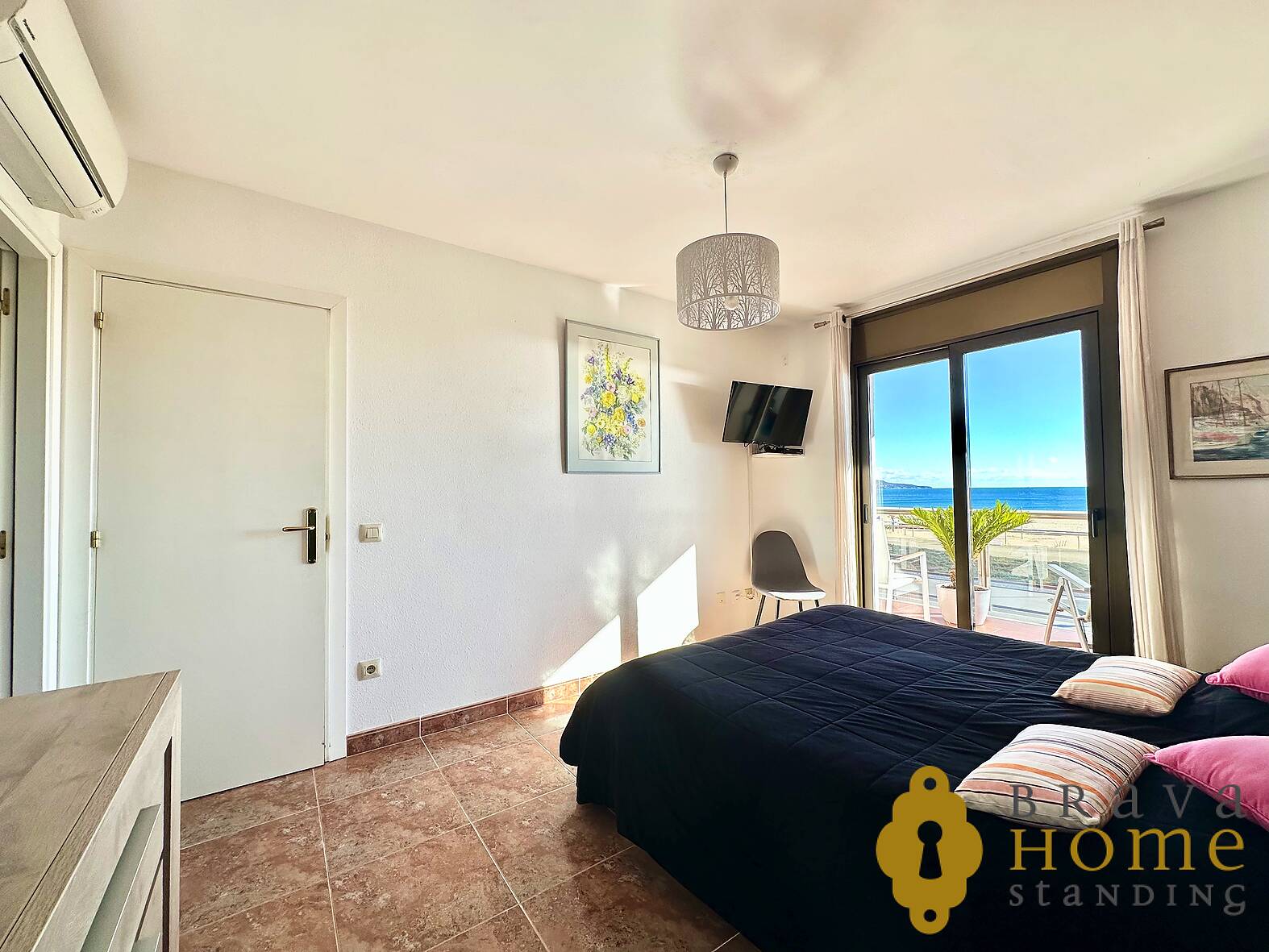 Fantastique appartement en 1ère ligne de mer, à vendre à Empuriabrava