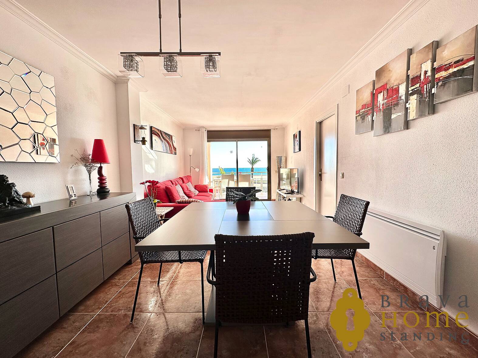 Fantastic apartment in 1st line of the sea, for sale in Empuriabrava