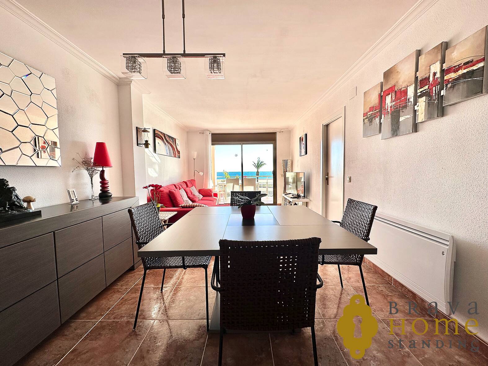 Fantastico apartamento en 1era linea de mar, en venta en Empuriabrava