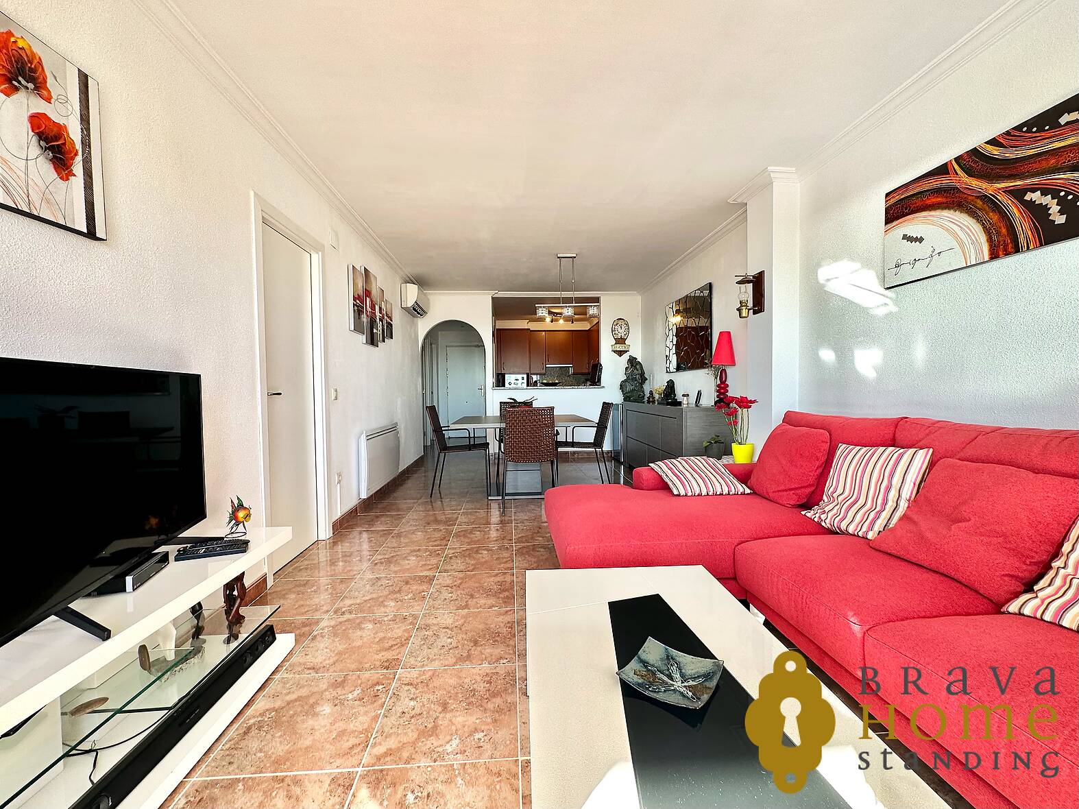 Fantastic apartment in 1st line of the sea, for sale in Empuriabrava