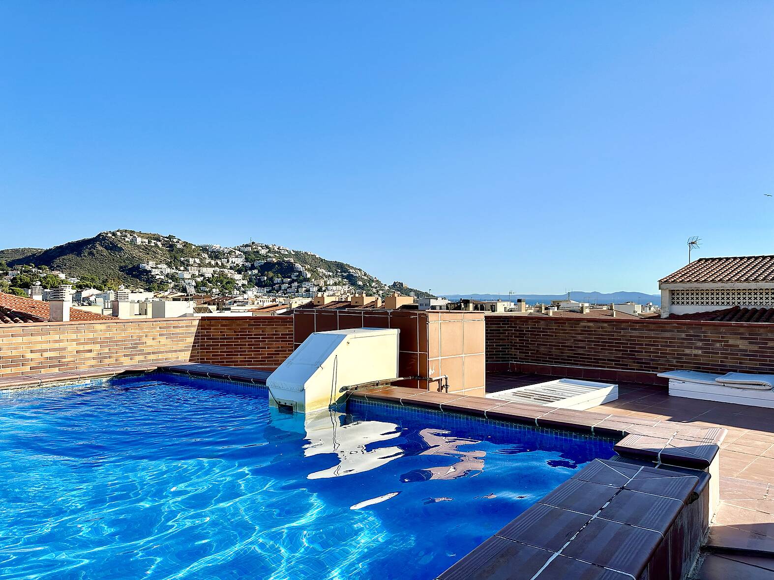 Magnífic apartament amb piscina en venda al centre de Roses