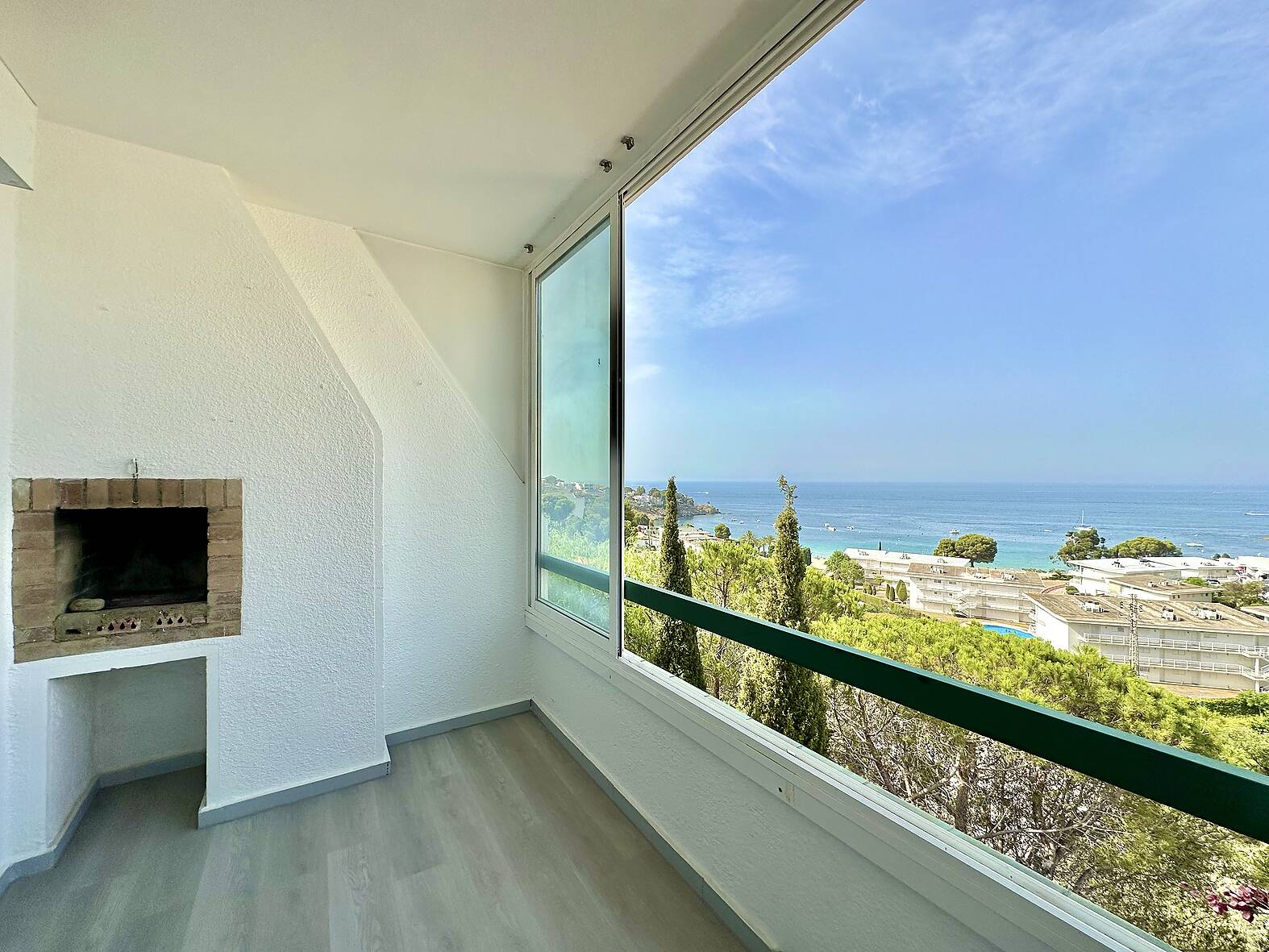 Maison avec vue mer et à pieds de la plage à vendre à Rosas Almadrava