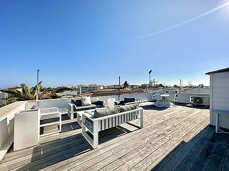 Luxurious house with 20m mooring before the bridges in Empuriabrava