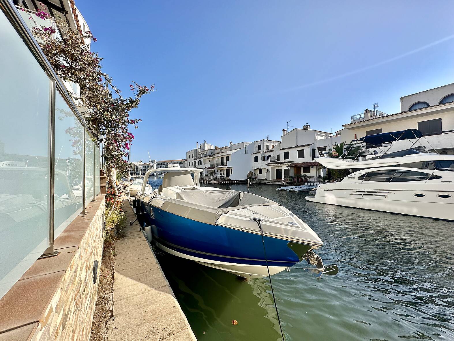 Luxuriöses Haus mit Liegeplatz vor den Brücken in Empuriabrava