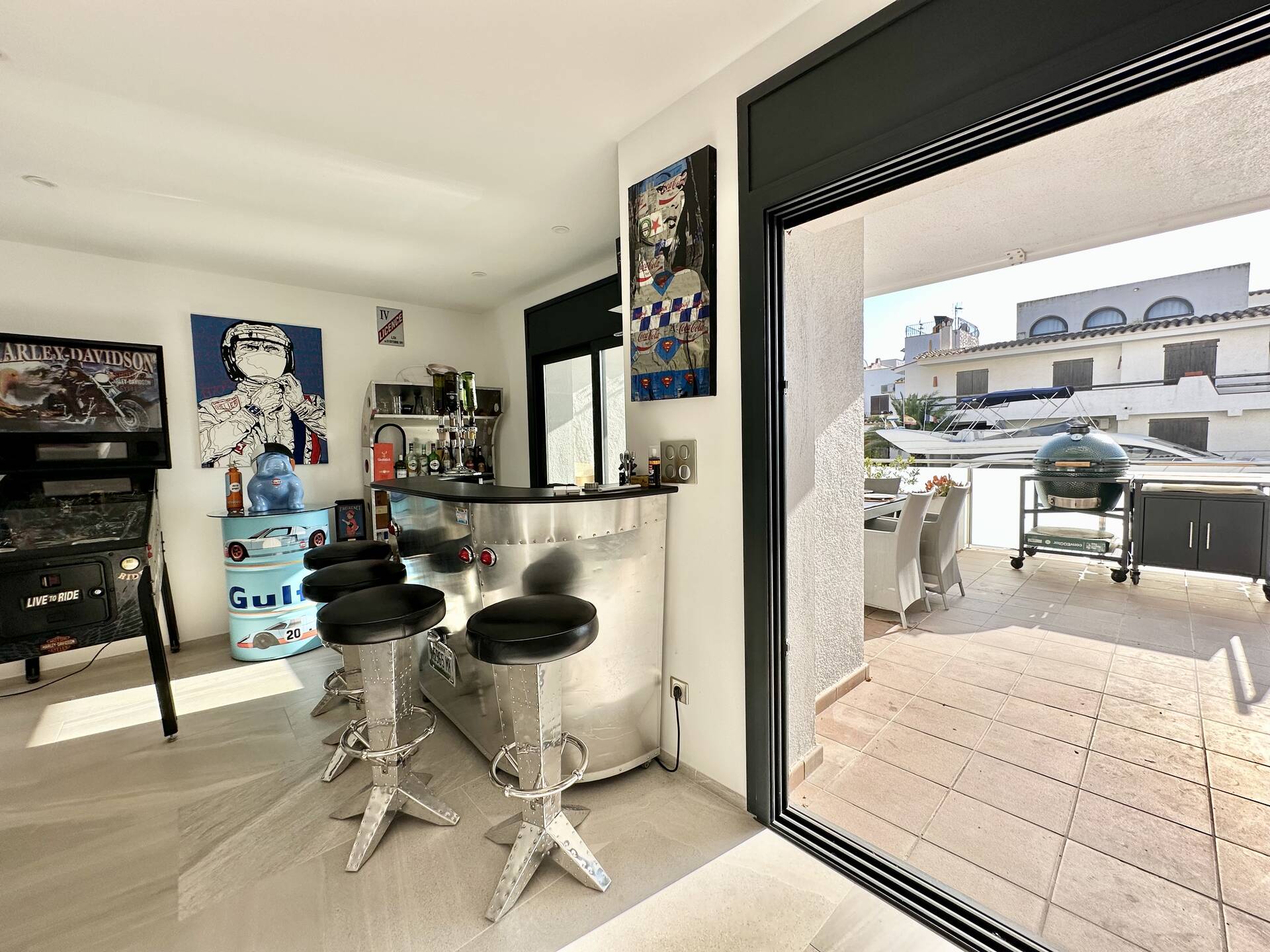 Luxueuse Maison avec amarre de 20 m avant les ponts à Empuriabrava