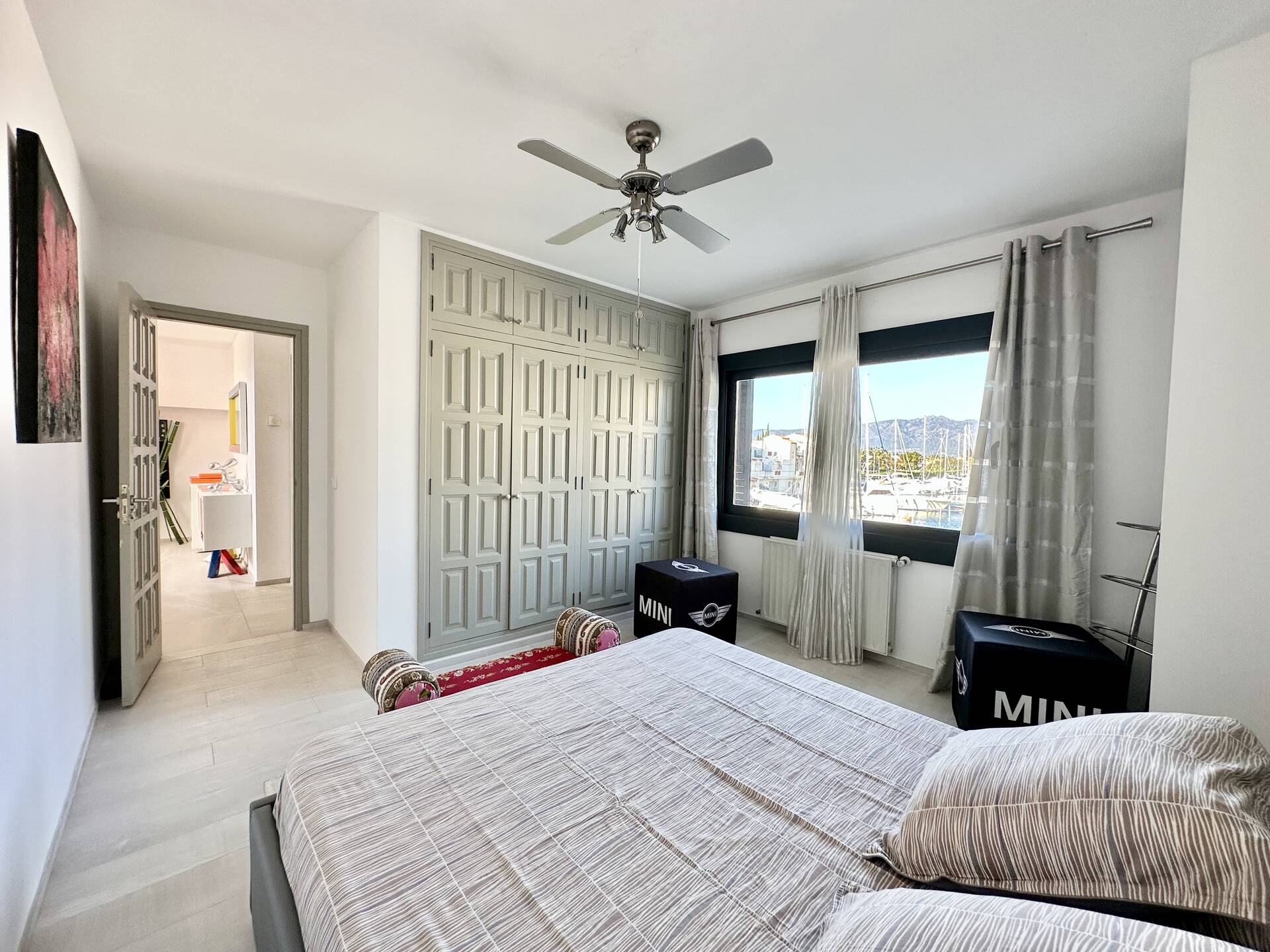 Luxueuse Maison avec amarre de 20 m avant les ponts à Empuriabrava