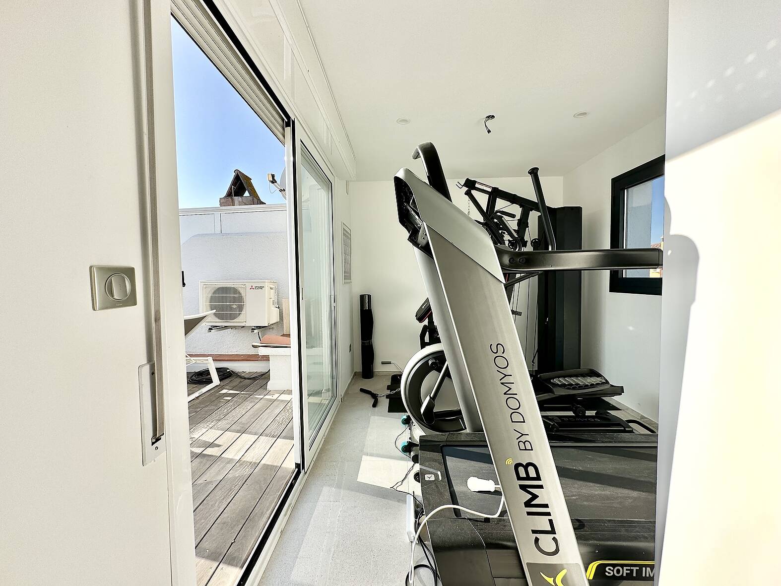Luxurious house with 20m mooring before the bridges in Empuriabrava
