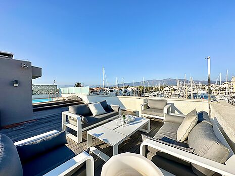 Luxurious house with 20m mooring before the bridges in Empuriabrava