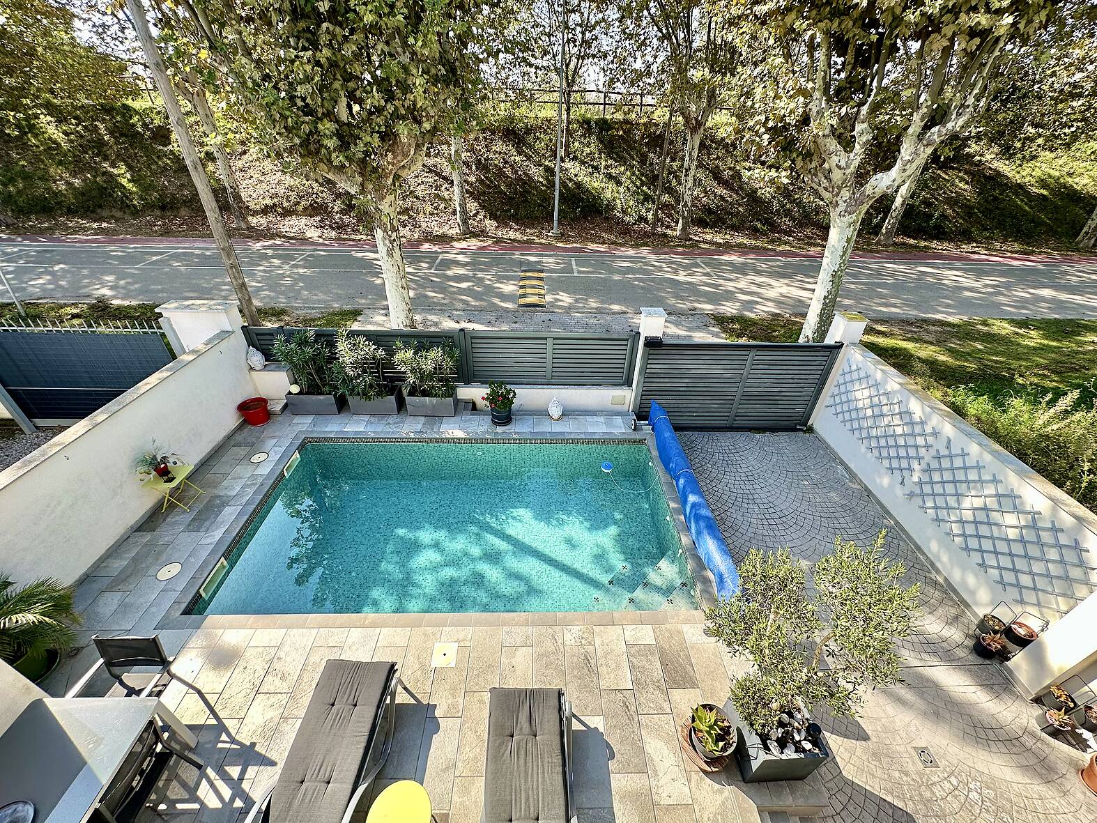 Casa moderna amb piscina en venda a Empuriabrava