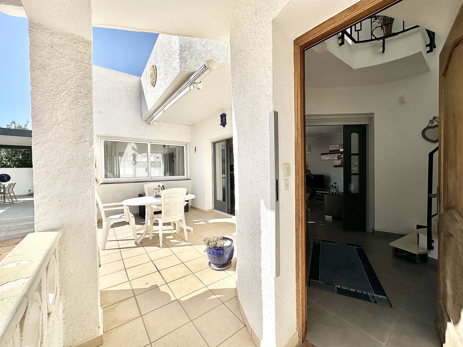 Villa avec piscine et garage à vendre à Empuriabrava