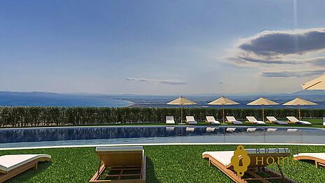 HOTEL PLOT OF 4,000M2 WITH SPECTACULAR SEA VIEWS IN ROSES