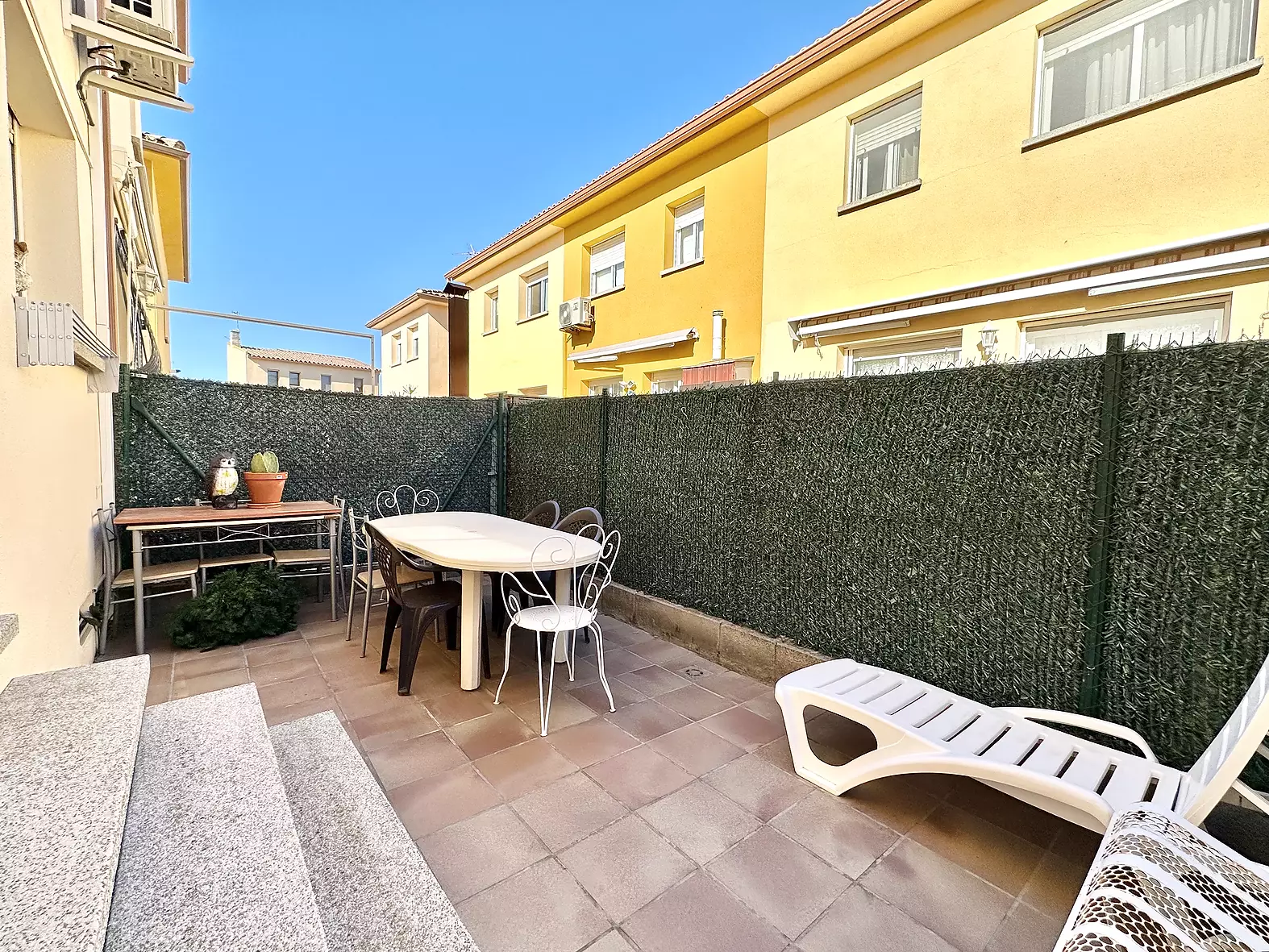 Cozy semi-detached house with three bedrooms and garage in Castelló Nou (Costa Brava)