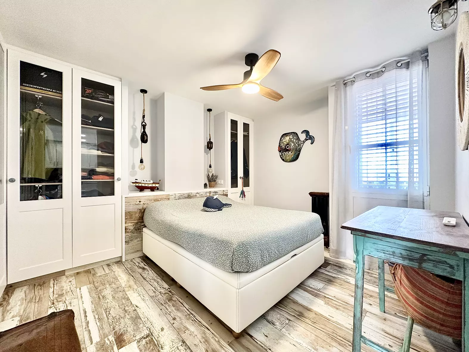 Exclusif Atico Rénové avec Licence Touristique et Parking Privé à Santa Margarita, Roses