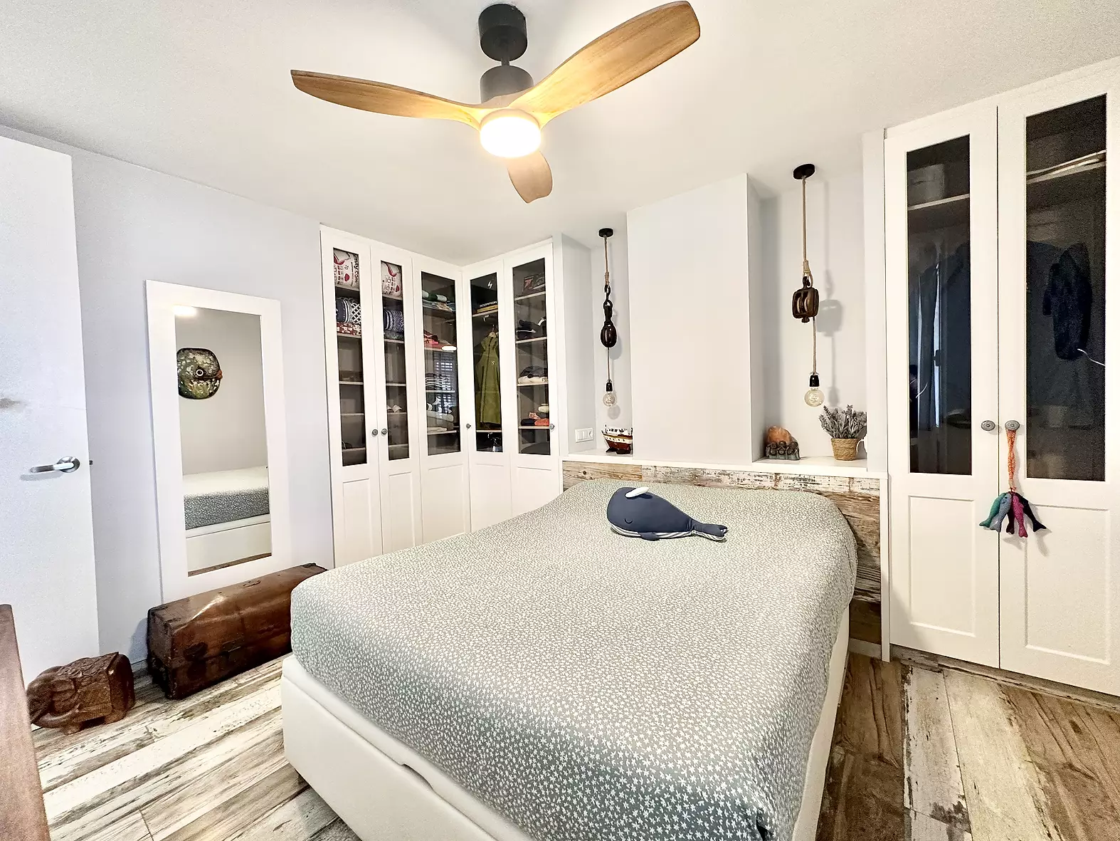 Exclusif Atico Rénové avec Licence Touristique et Parking Privé à Santa Margarita, Roses