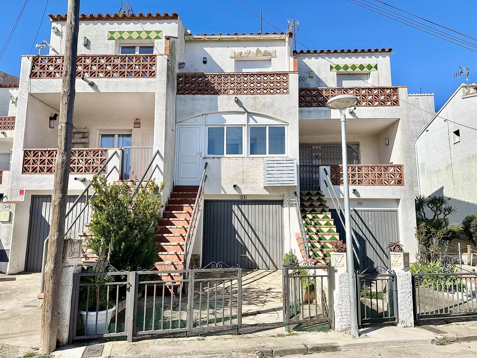 Renovated Townhouse in Puig Rom, Roses, with Pool and Tourist License
