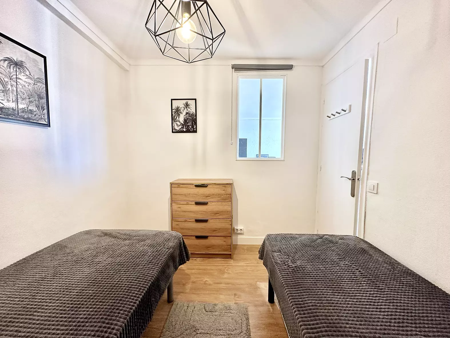 Charmant appartement, 1ère ligne de Plage à Empuriabrava avec Licence Touristique et Parking