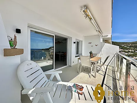 Descubra su nuevo hogar con parking y vistas al mar en Canyelles Petities - Roses