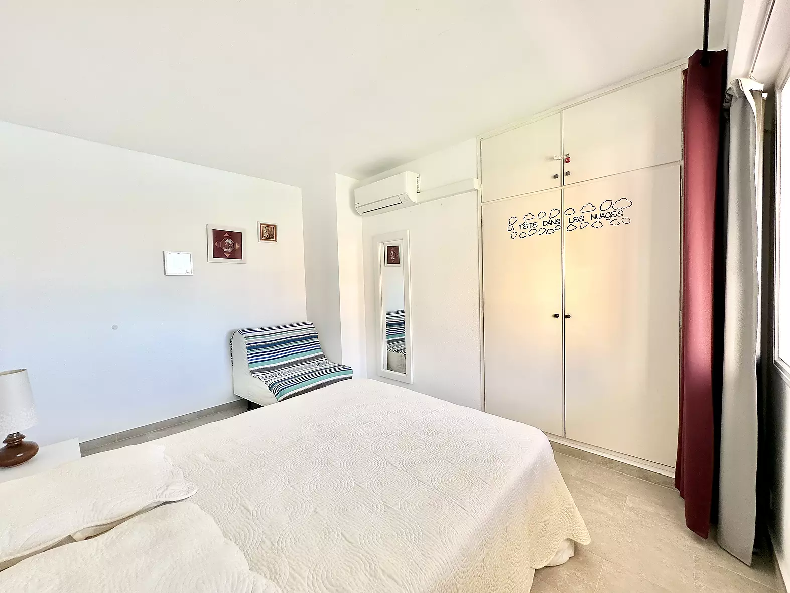 Apartment with tourist license for sale in Rosas – Santa Margarita.
