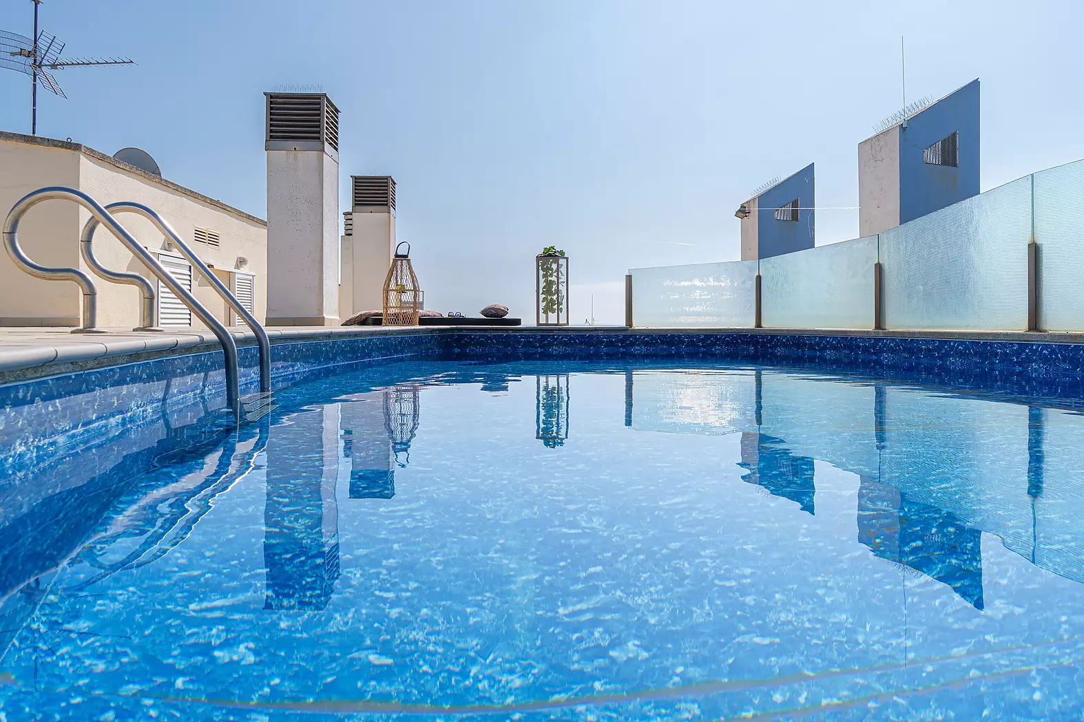 Apartamento de alto standing con parking y magníficas vistas a los canales