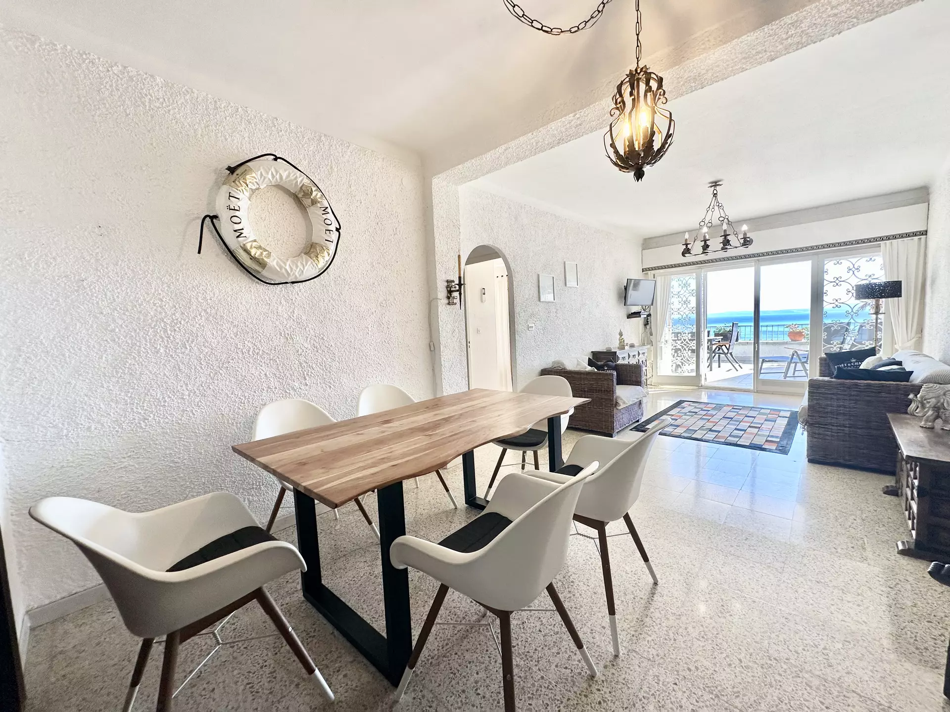 Exclusive Apartment in Canyelles, Roses – Sea Views & Tourist License