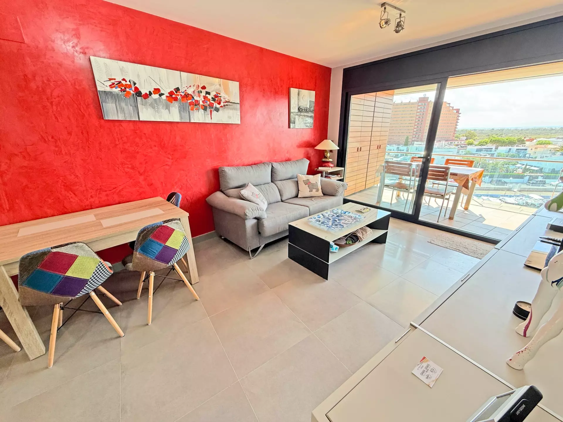 Extraordinaire penthouse-duplex avec piscine et parking à Roses