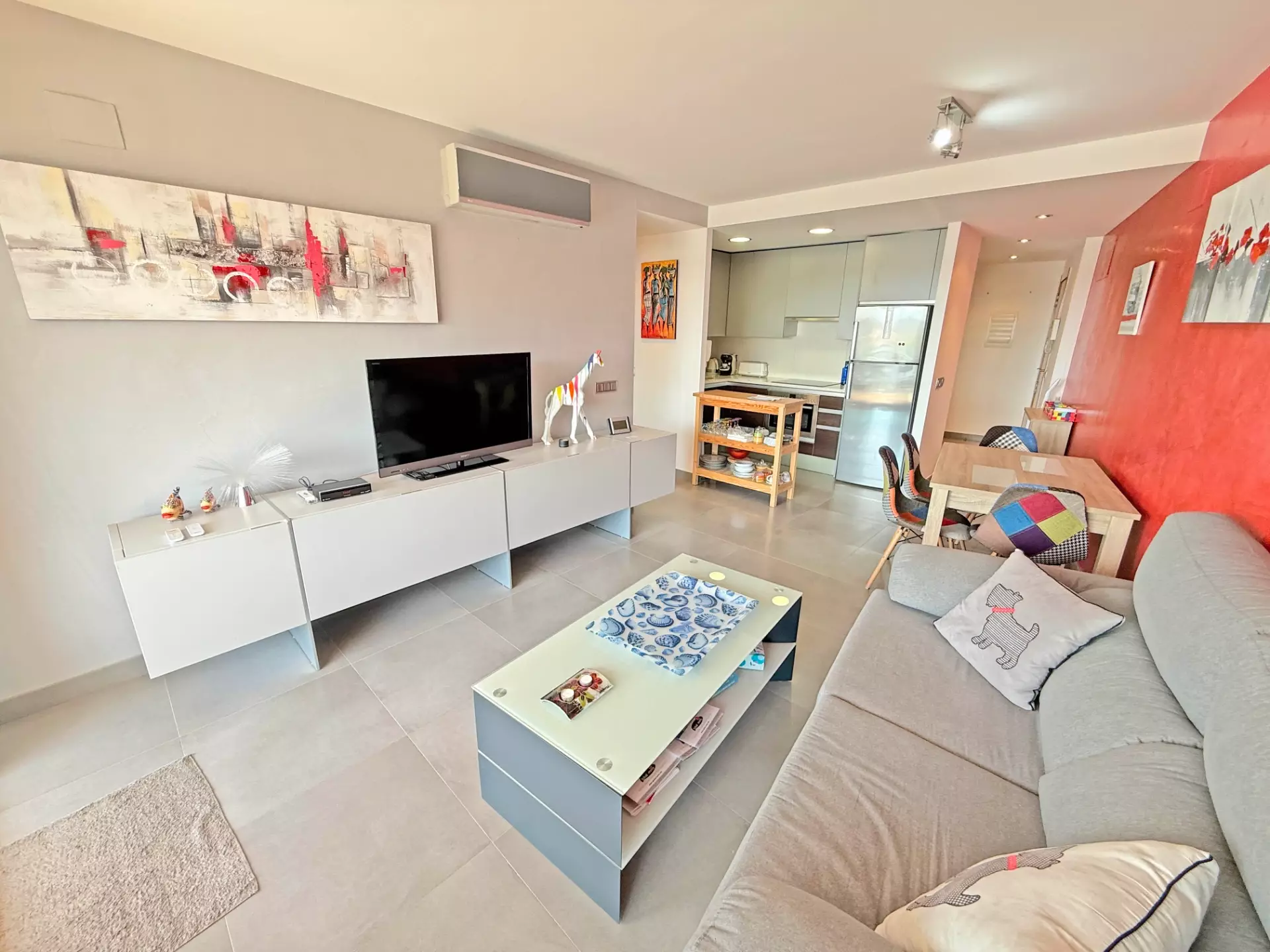 Extraordinaire penthouse-duplex avec piscine et parking à Roses