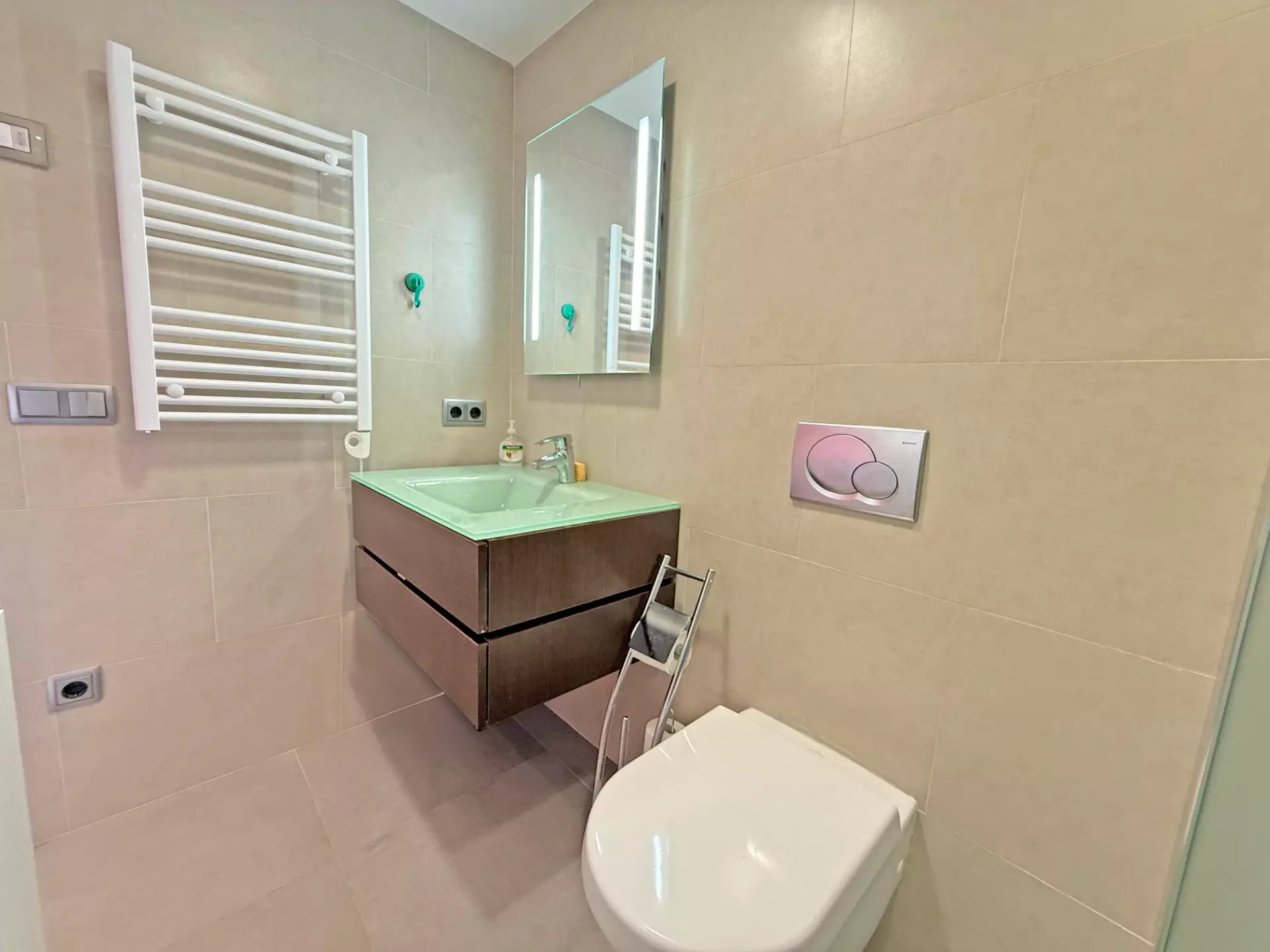Extraordinaire penthouse-duplex avec piscine et parking à Roses