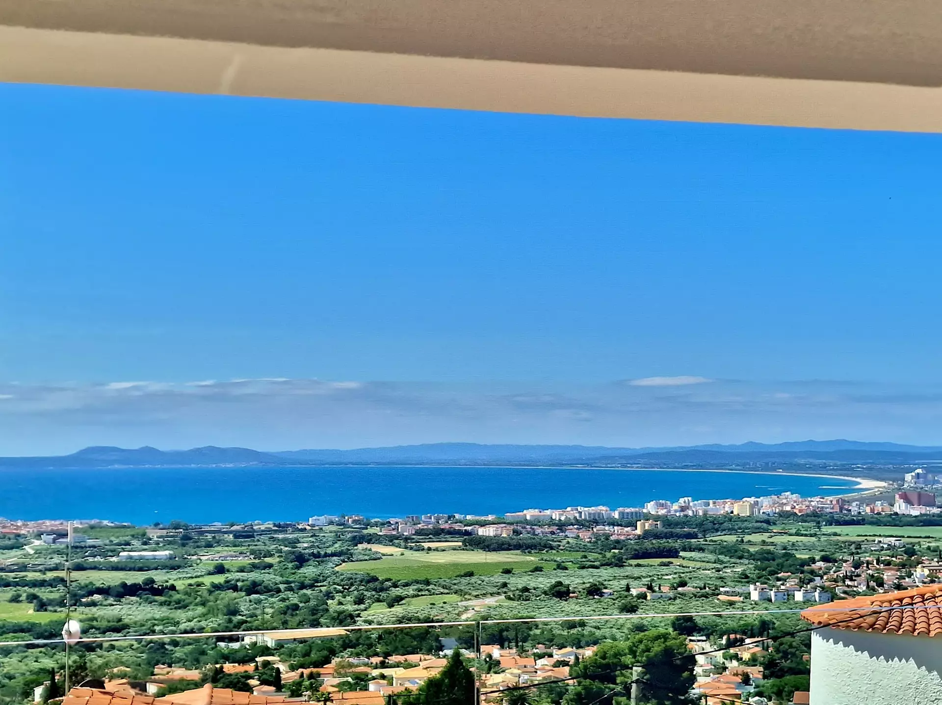 Casa reformada amb piscina i magnífiques vistes a la badia de Roses, Mas Fumats