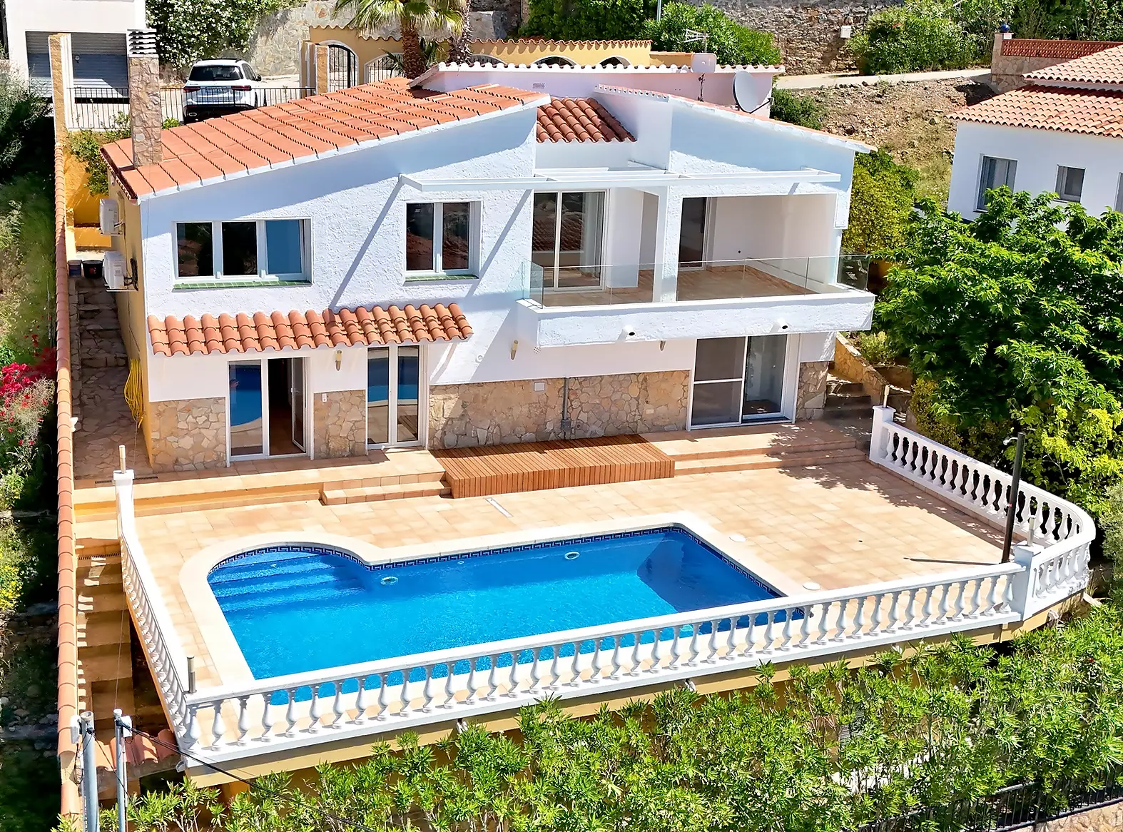 Casa reformada amb piscina i magnífiques vistes a la badia de Roses, Mas Fumats
