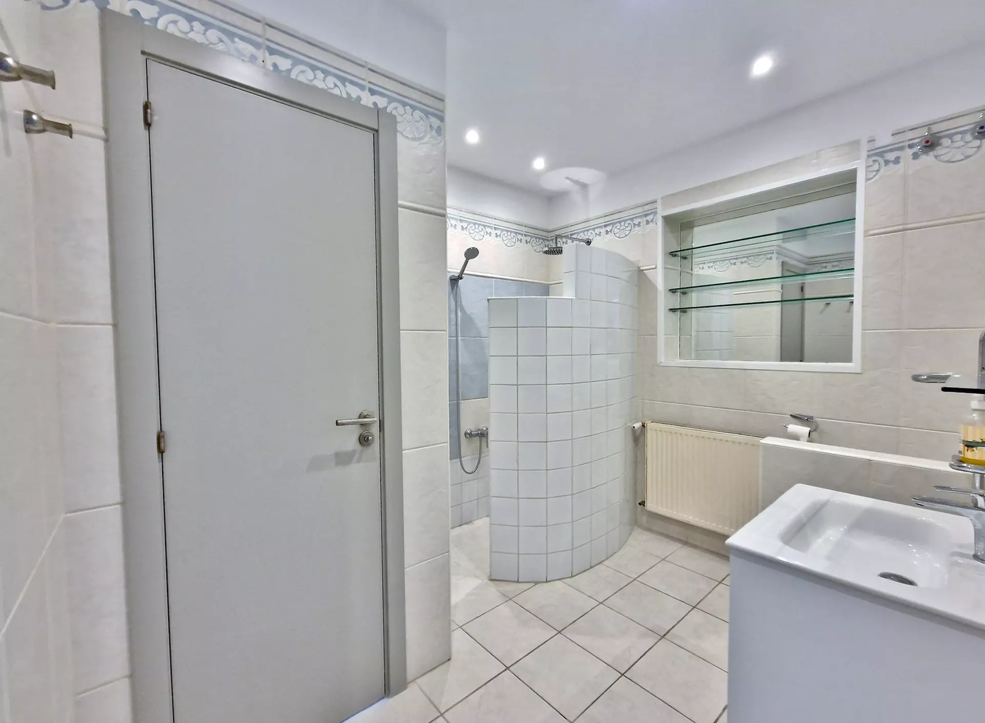 Casa reformada amb piscina i magnífiques vistes a la badia de Roses, Mas Fumats