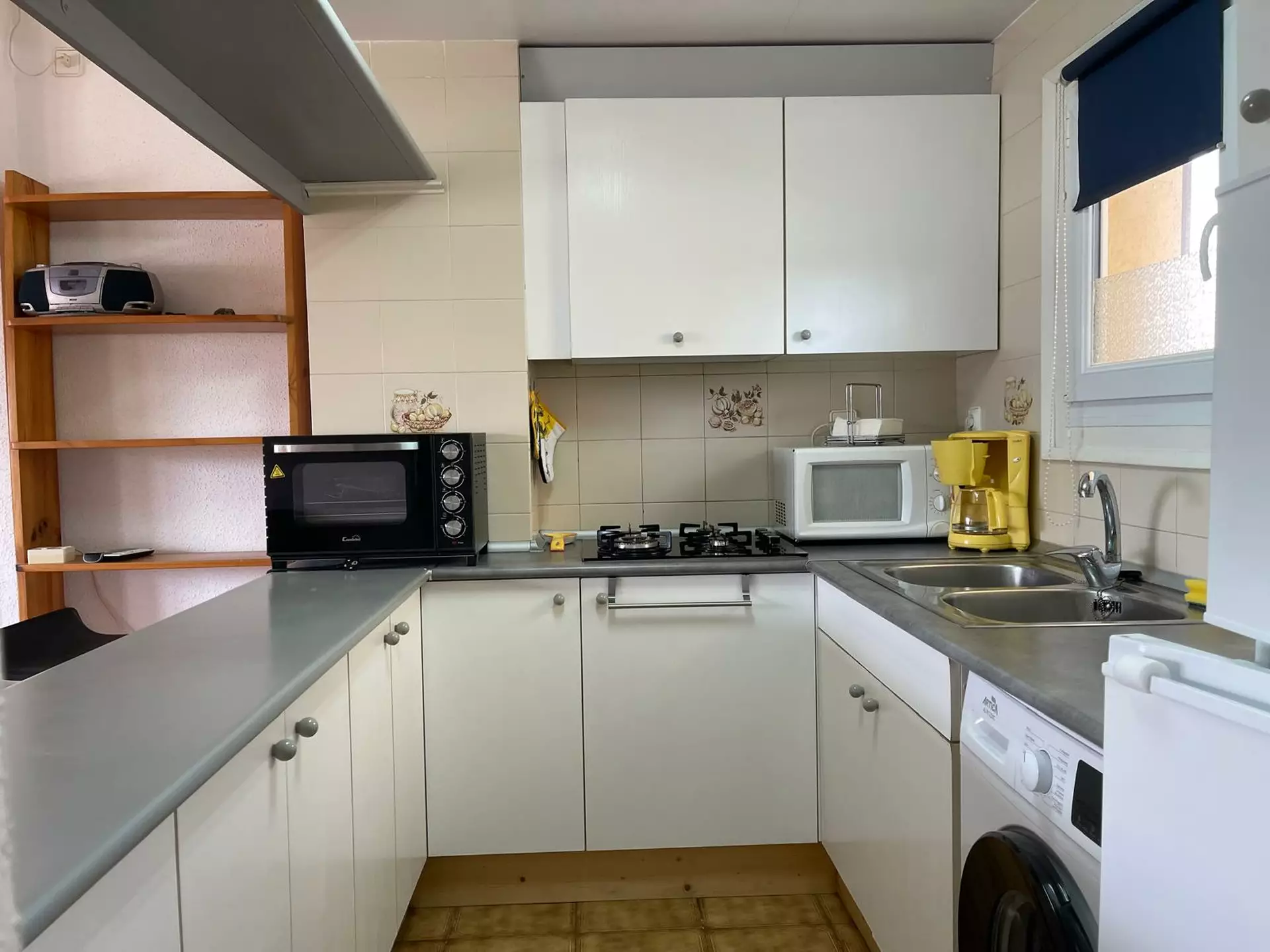 Apartament lluminós amb terrassa a 600 m de la platja en venda a Santa Margarita