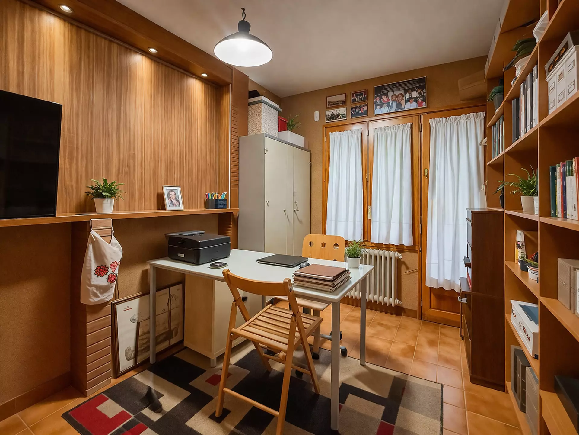 Opportunité rare à Roses : immeuble complet avec revenus multiples au cœur de la Costa Brava