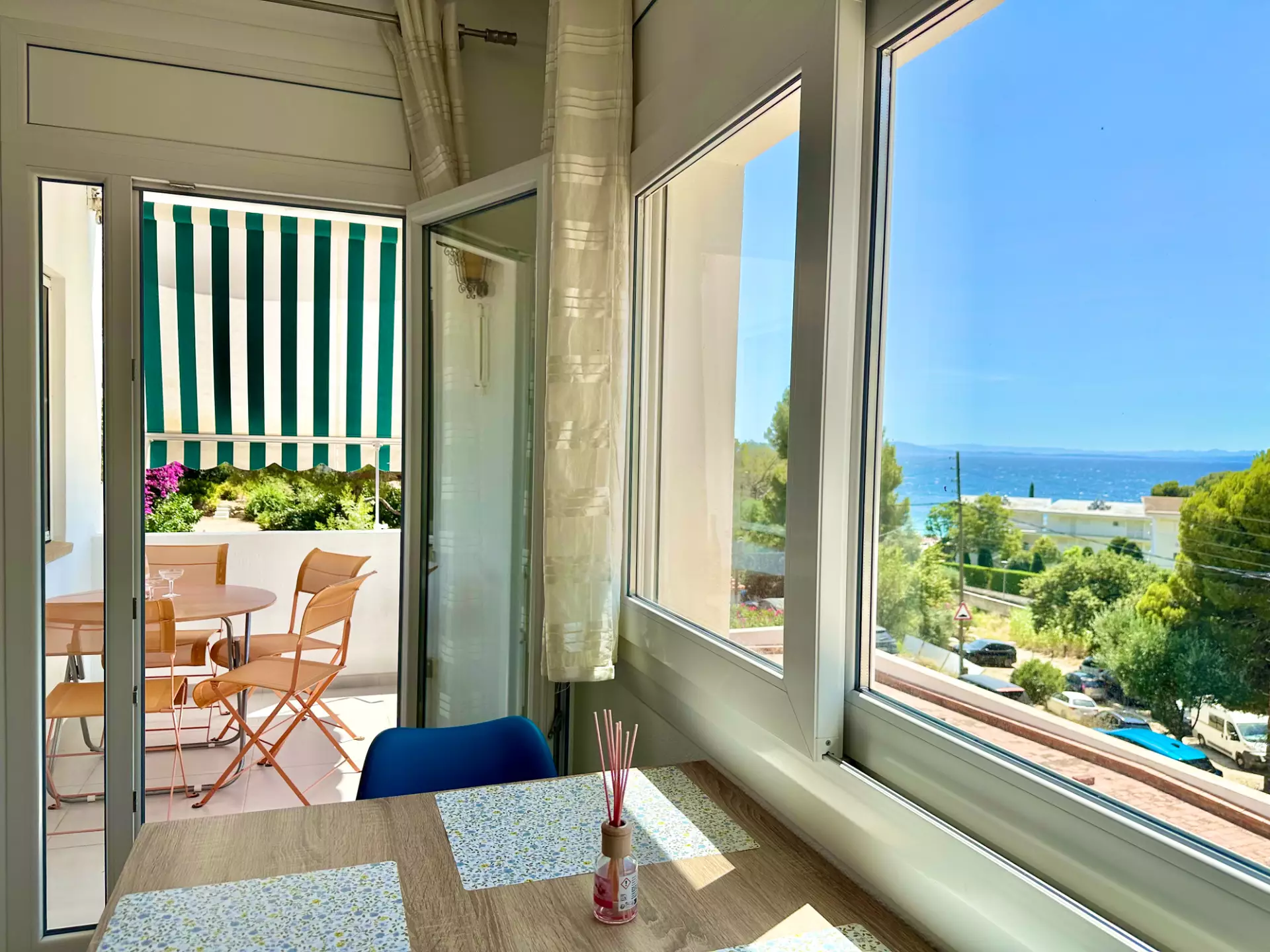 Apartment 150m from the Beach, with Tourist License and Parking in Almadrava, Roses