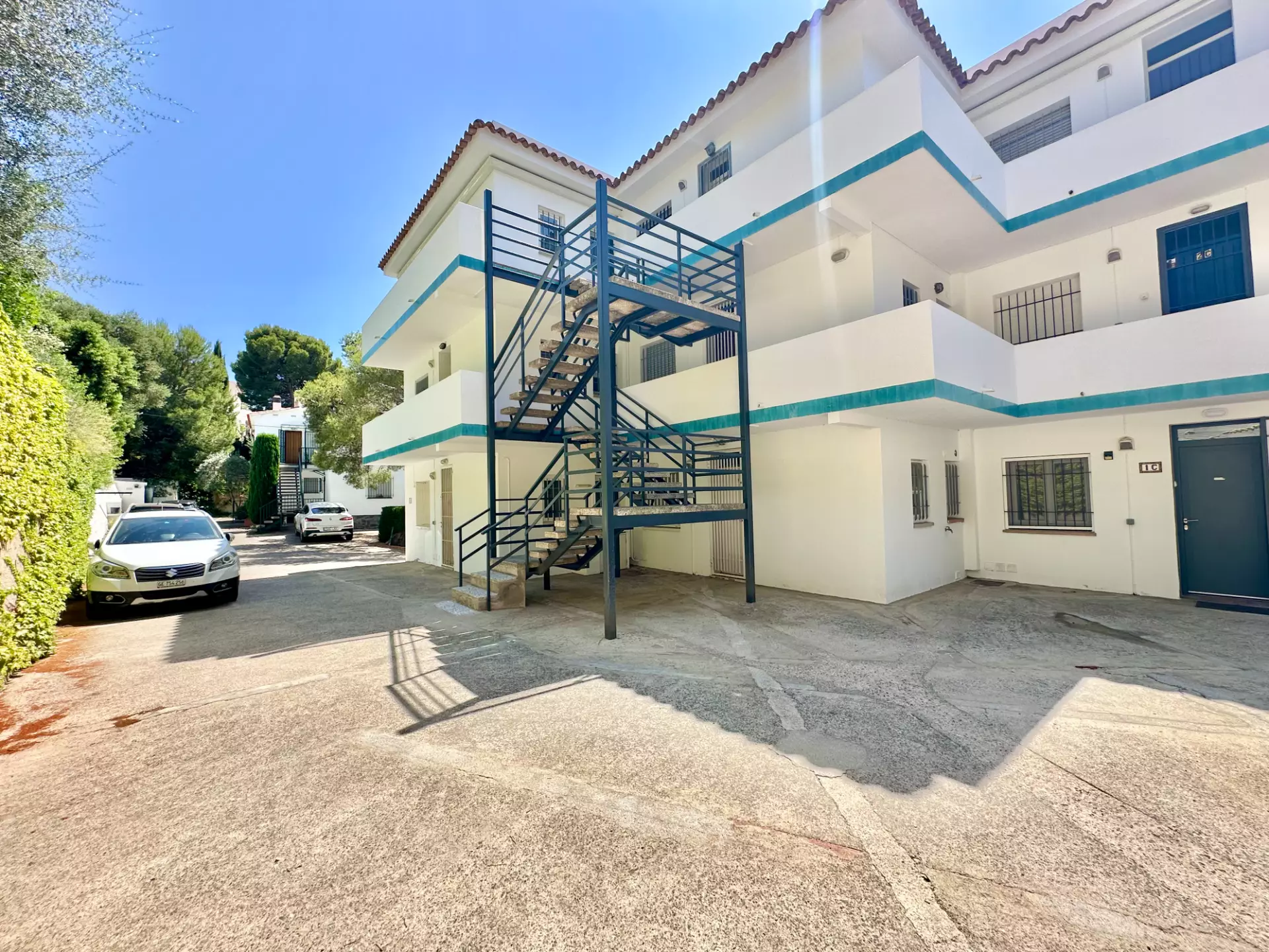 Apartment 150m from the Beach, with Tourist License and Parking in Almadrava, Roses