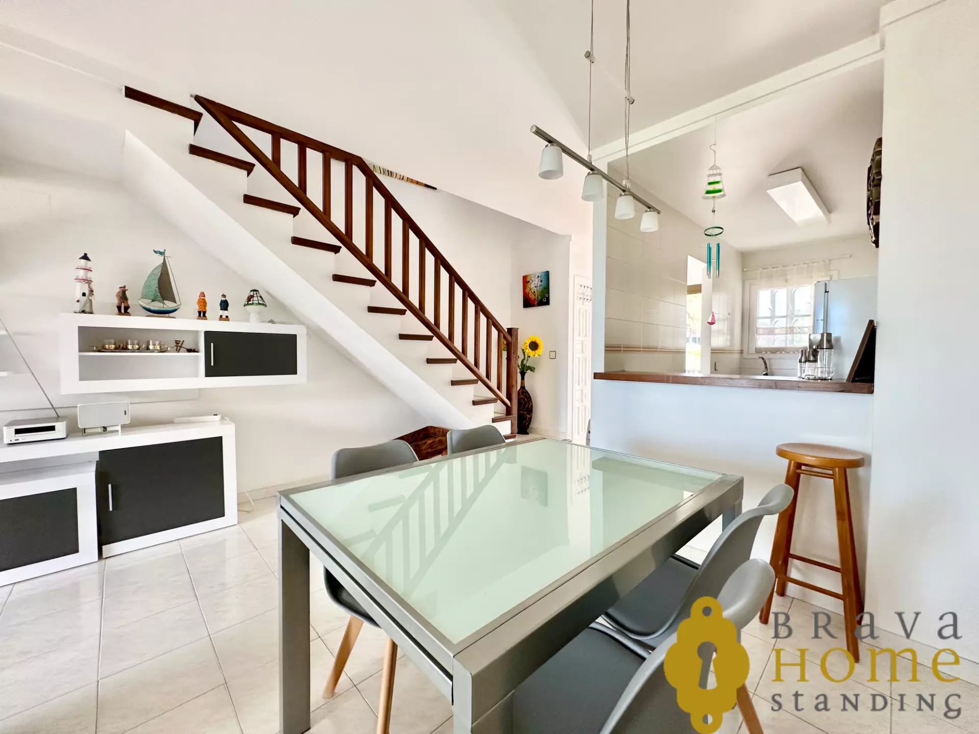 House with swimming pool and tourist license for sale in Roses – ideal investment on the Costa Brava