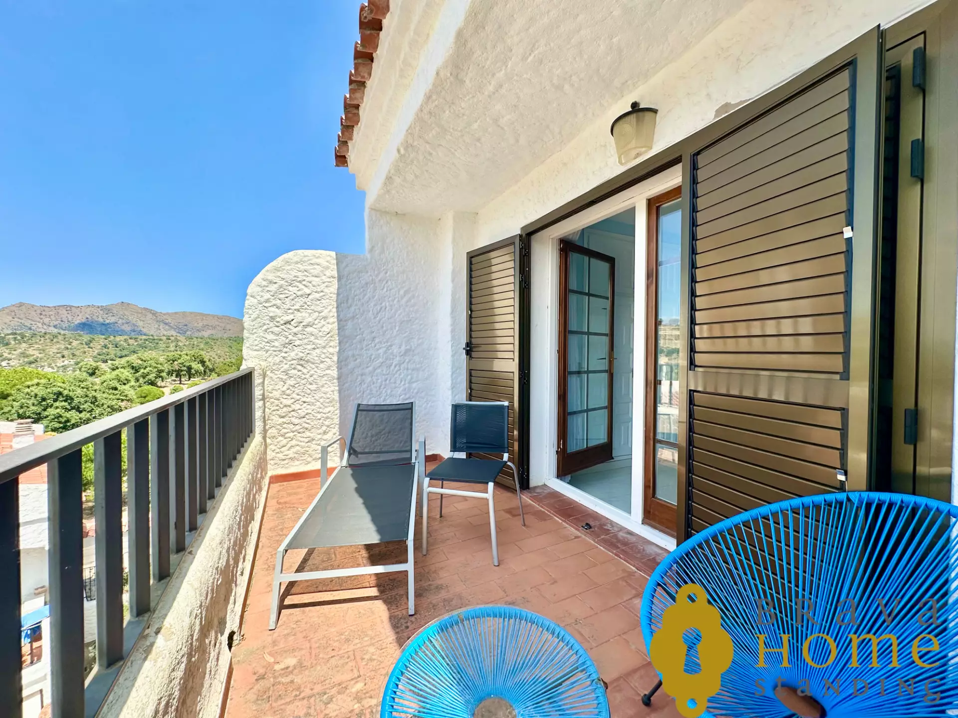 House with swimming pool and tourist license for sale in Roses – ideal investment on the Costa Brava