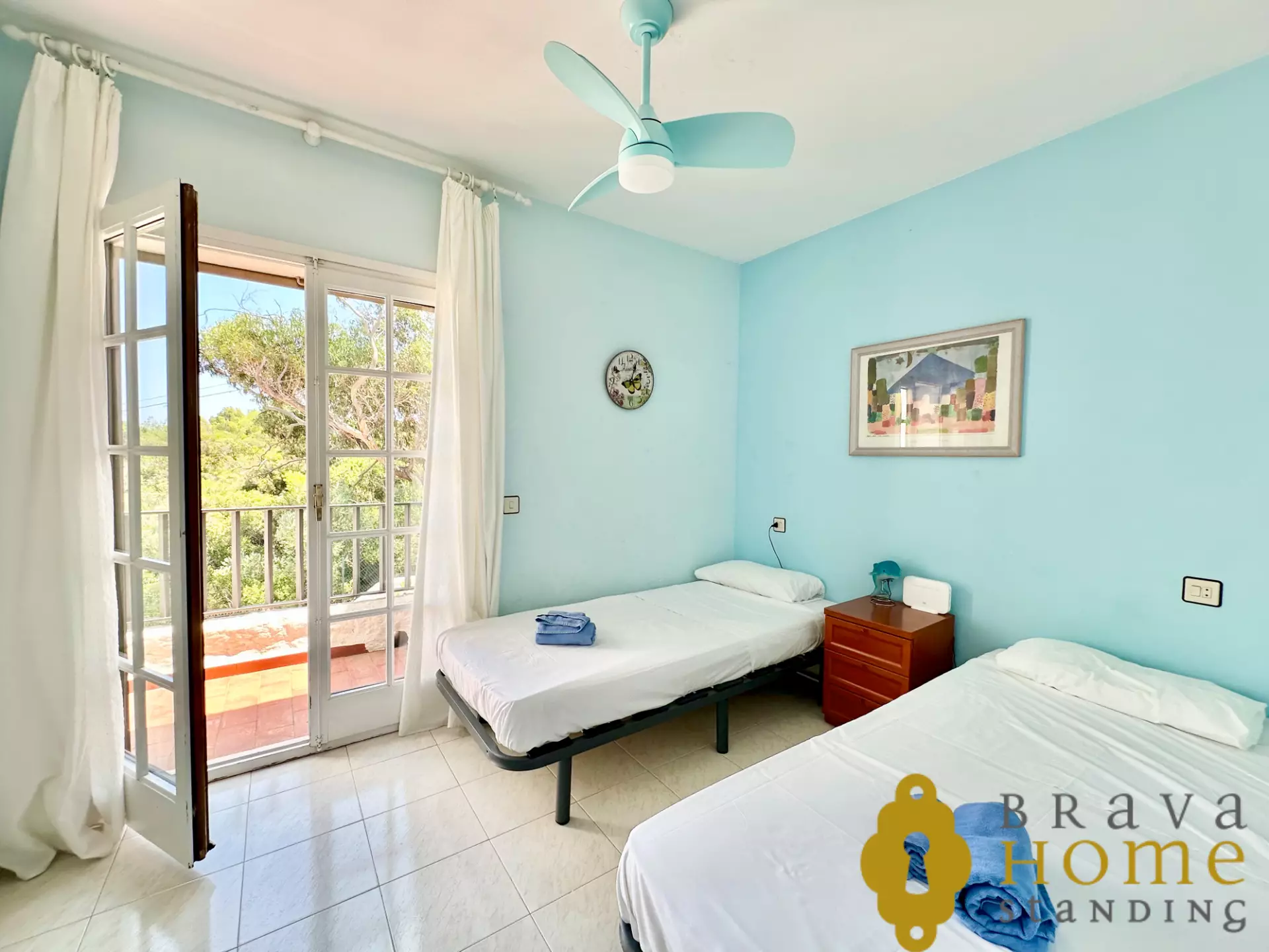 House with swimming pool and tourist license for sale in Roses – ideal investment on the Costa Brava