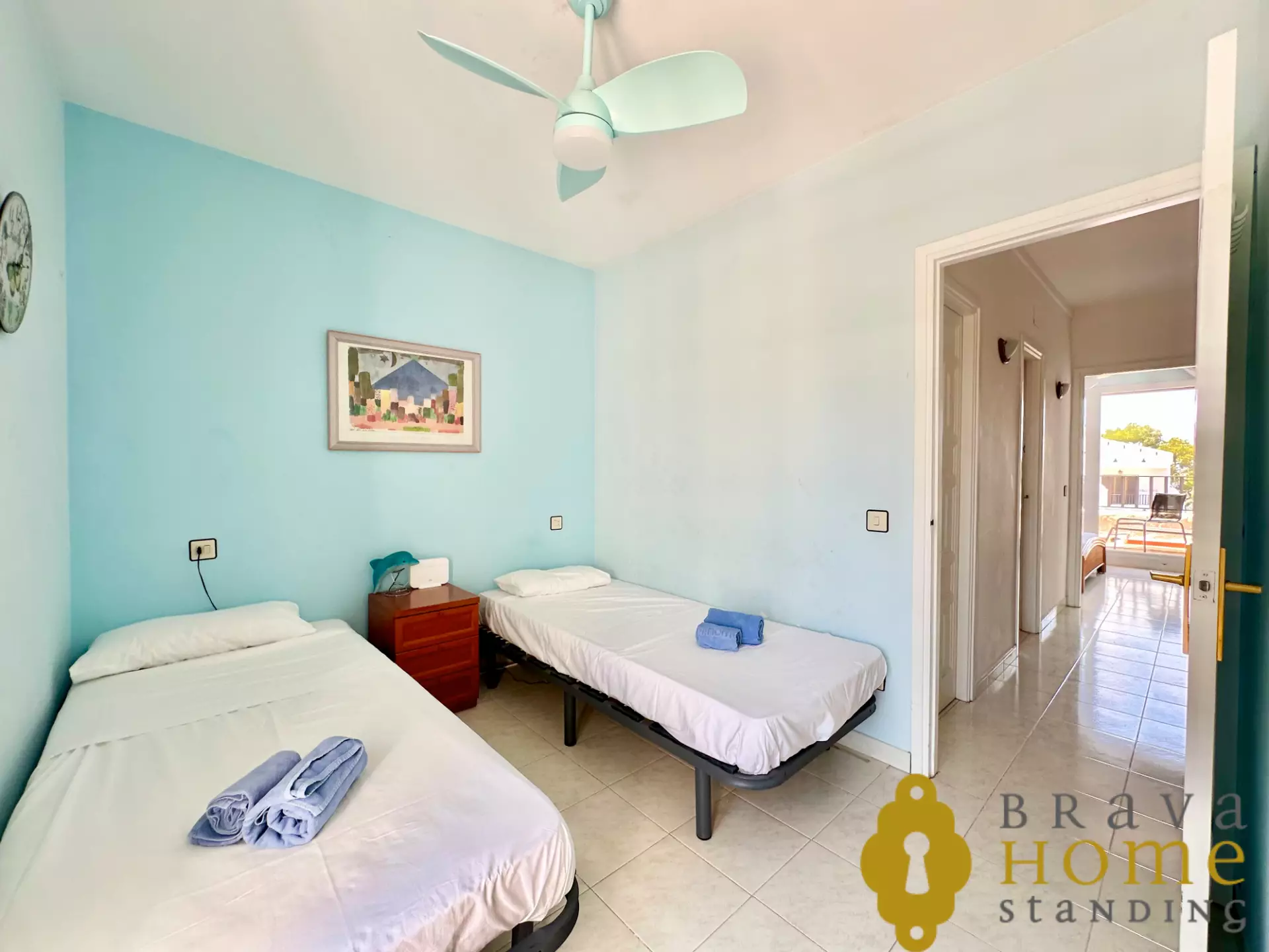 House with swimming pool and tourist license for sale in Roses – ideal investment on the Costa Brava