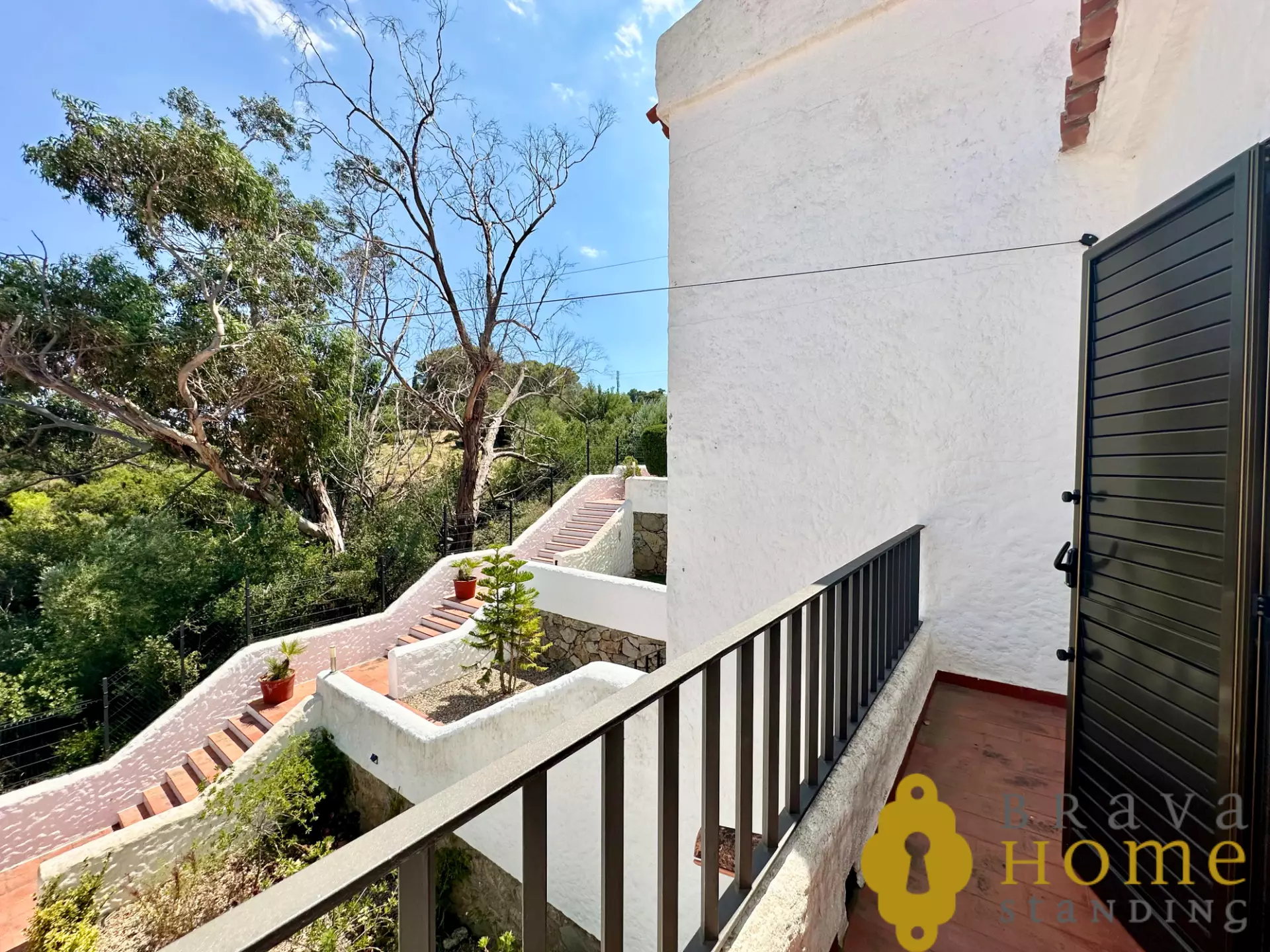 House with swimming pool and tourist license for sale in Roses – ideal investment on the Costa Brava