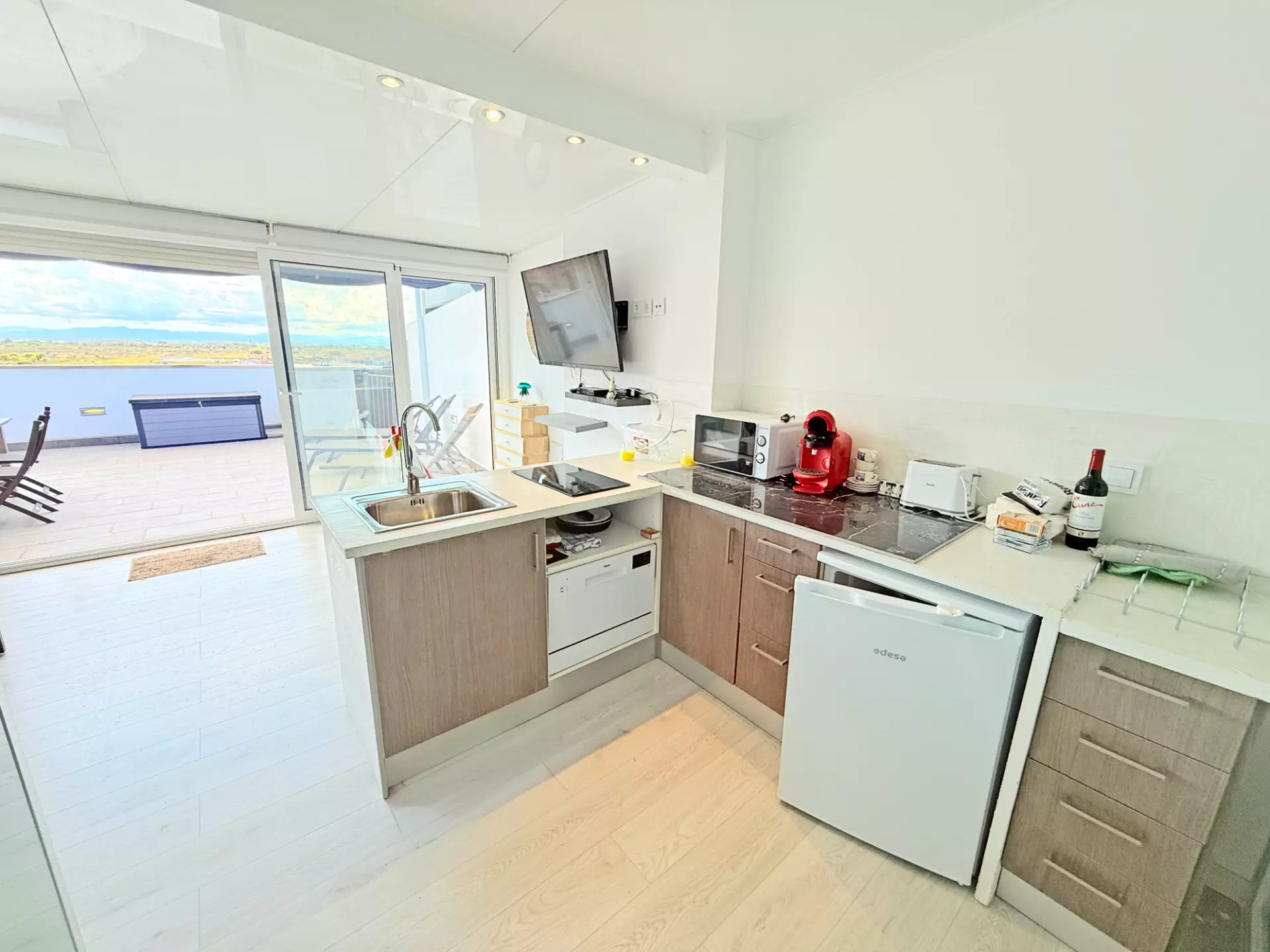 Extraordinaire penthouse-duplex avec piscine et parking à Roses