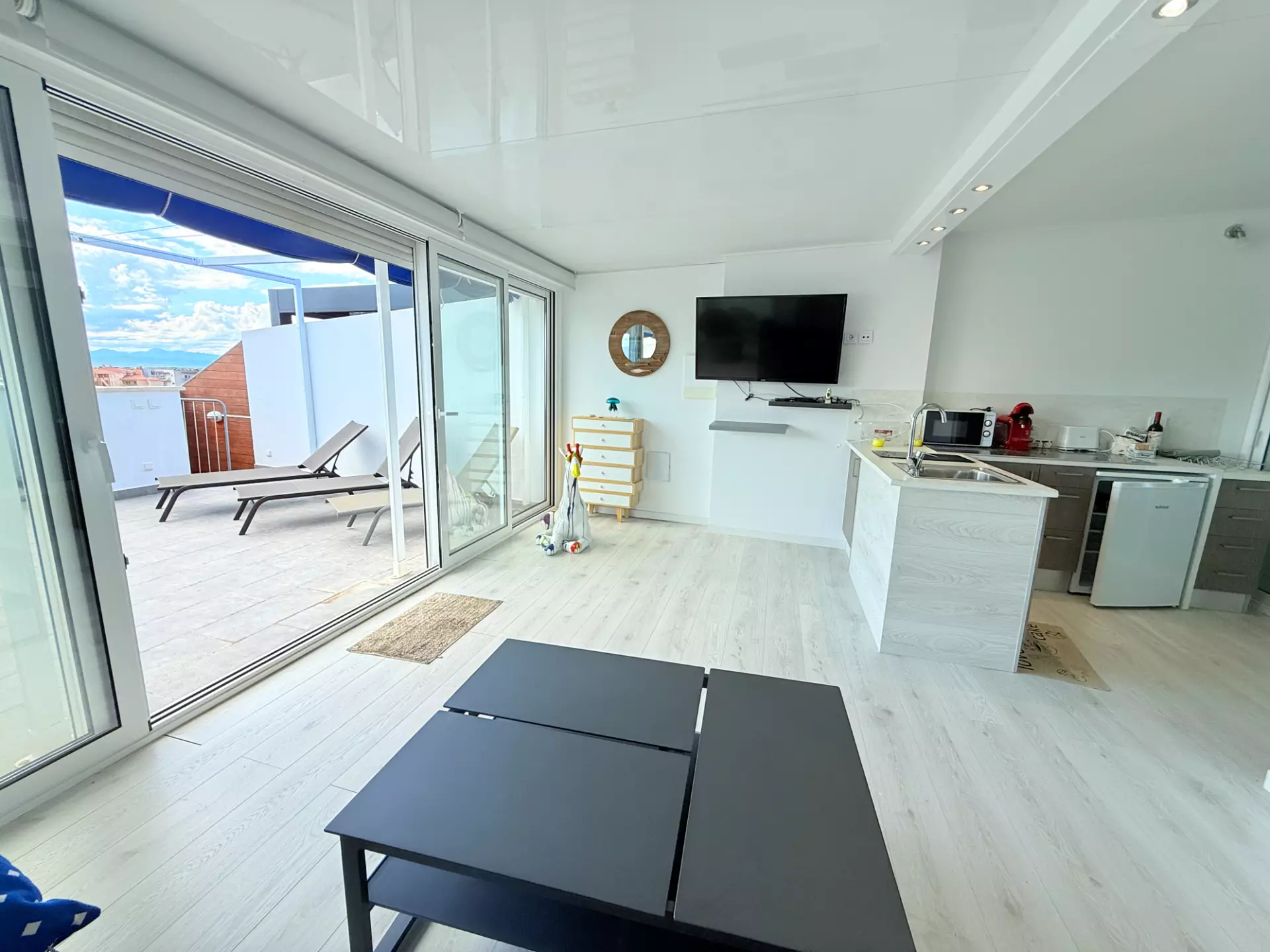 Extraordinaire penthouse-duplex avec piscine et parking à Roses
