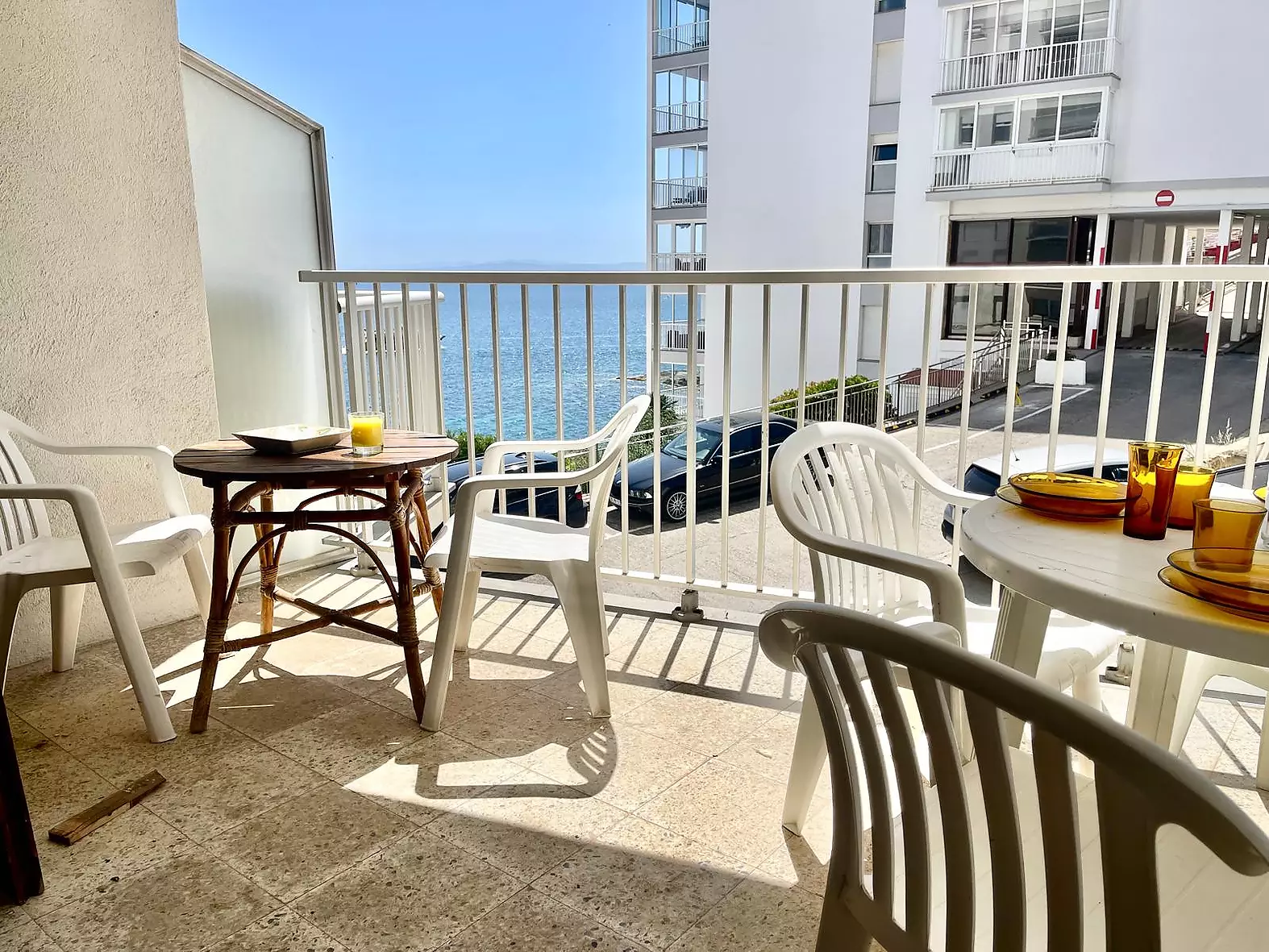 Apartament en venda en primera línia de mar a El Faro, Roses