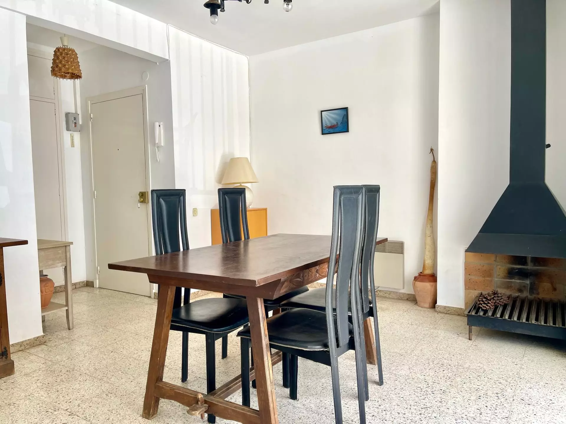 Apartament en venda en primera línia de mar a El Faro, Roses