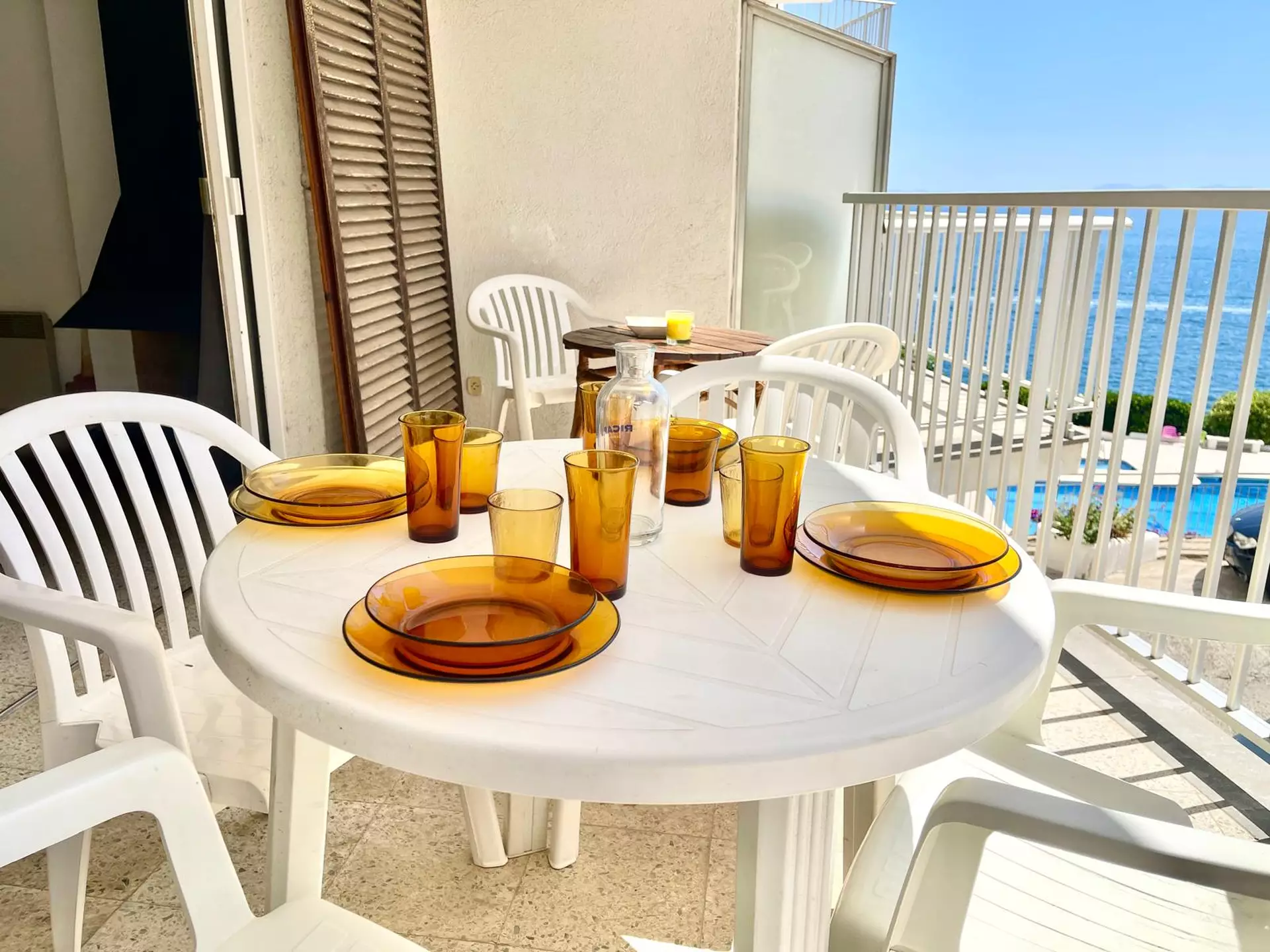Apartament en venda en primera línia de mar a El Faro, Roses