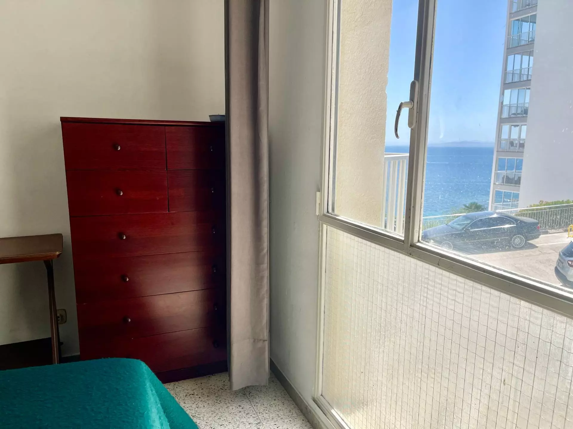 Apartament en venda en primera línia de mar a El Faro, Roses
