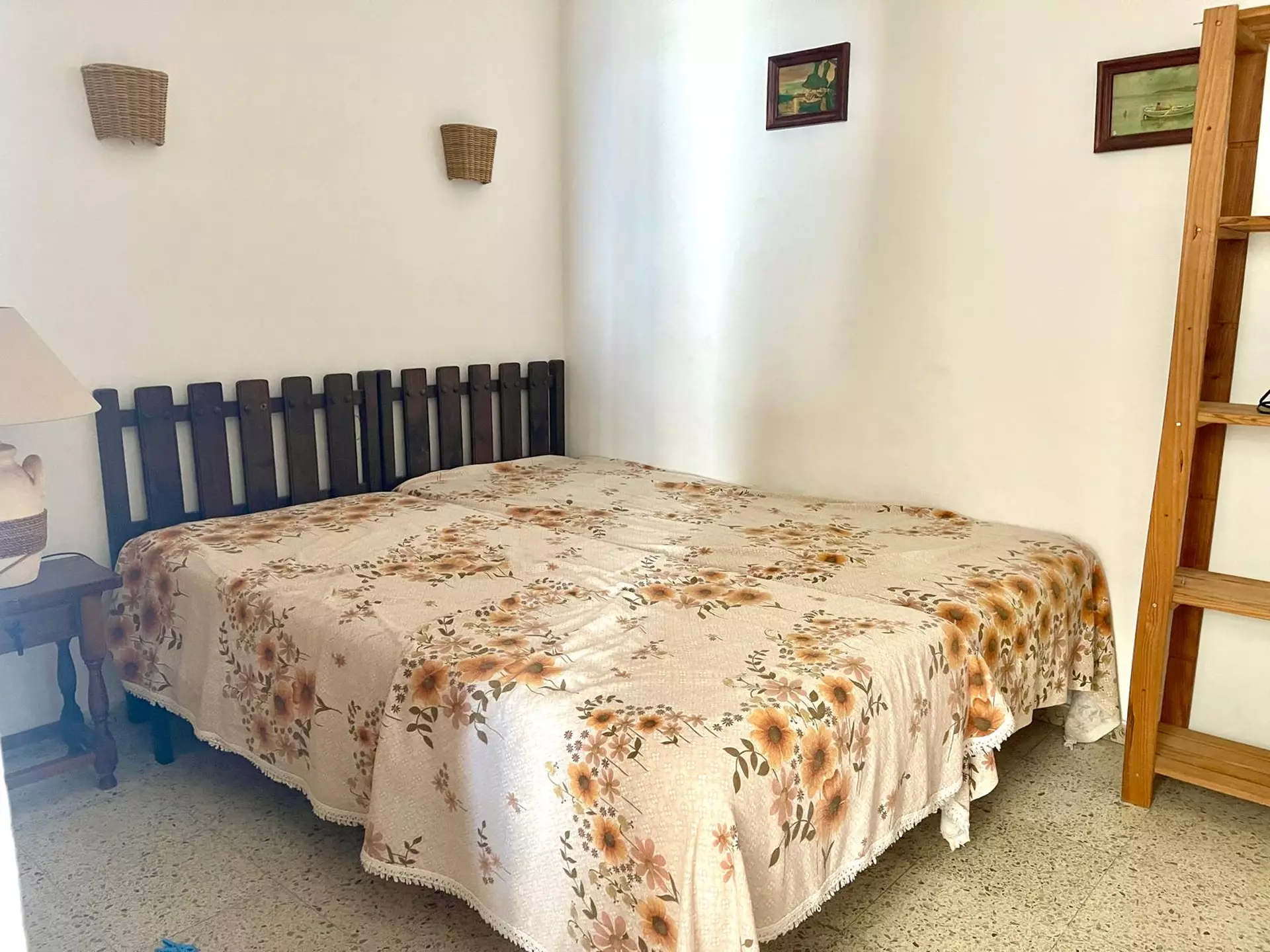 Apartament en venda en primera línia de mar a El Faro, Roses