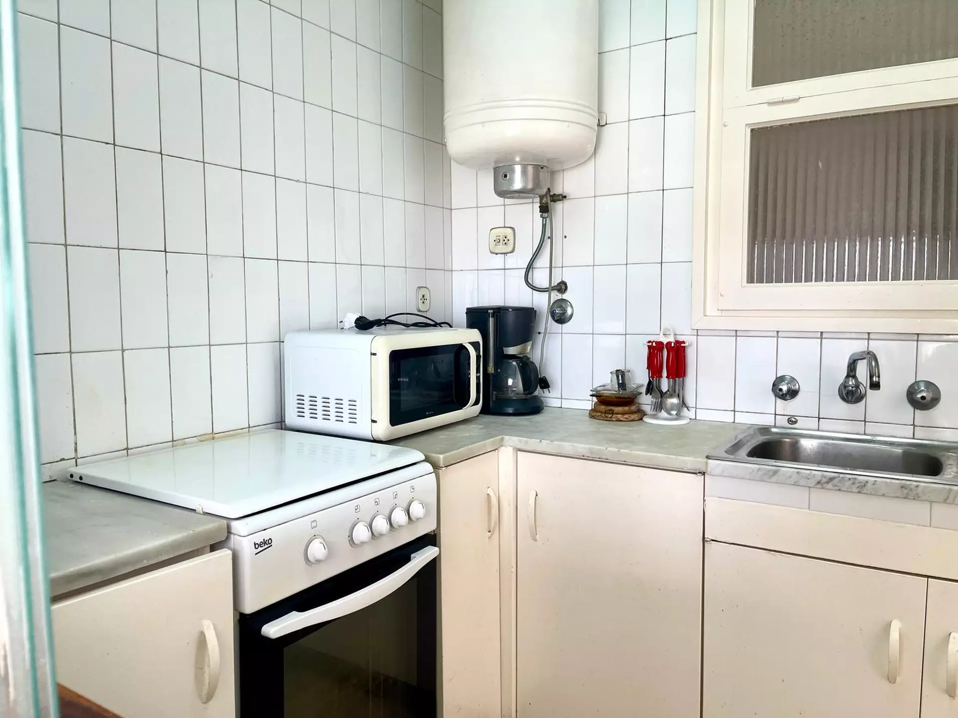 Apartament en venda en primera línia de mar a El Faro, Roses