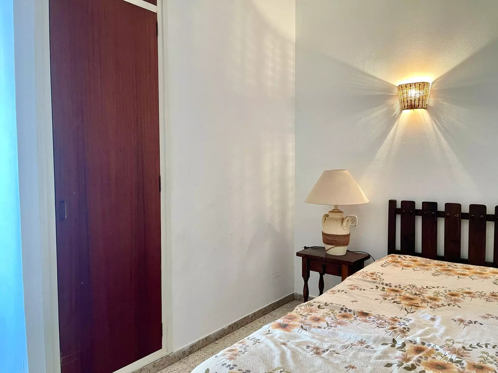 Apartament en venda en primera línia de mar a El Faro, Roses