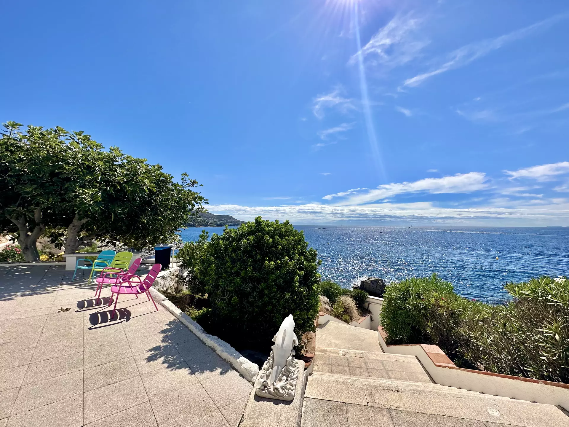 Acollidor apartament en primera línia de mar a Roses - El Far